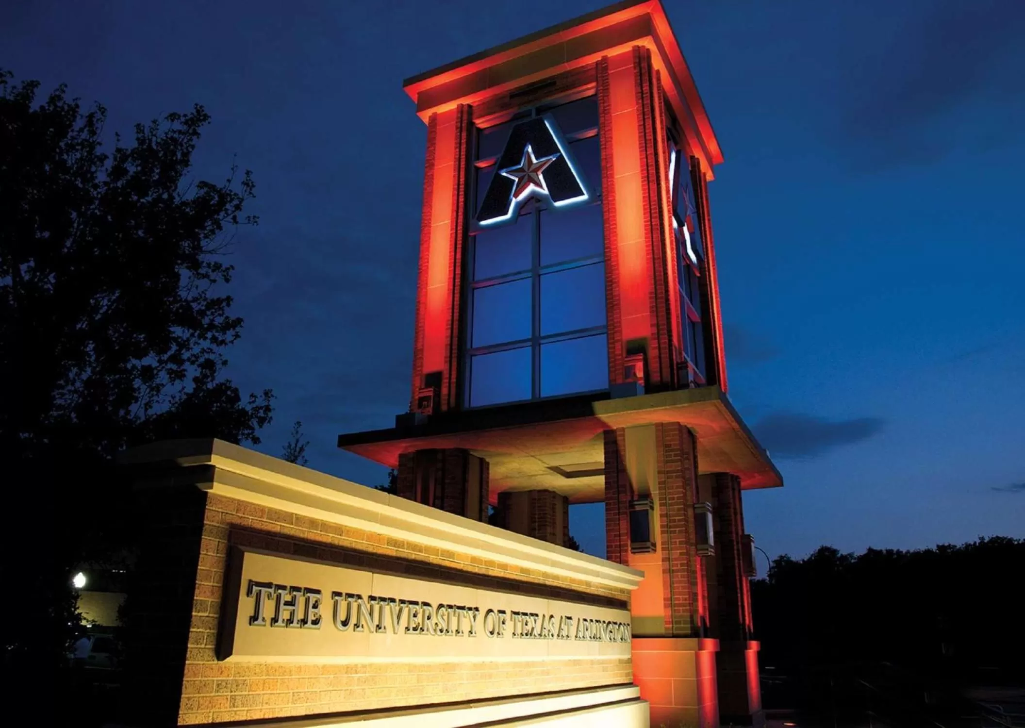 Property building in Homewood Suites by Hilton Dallas-Arlington