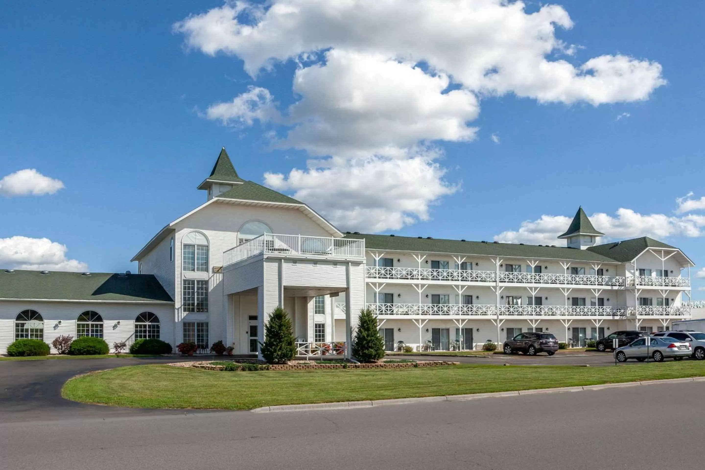 Property building in Wintergreen Hotel & Conference Center