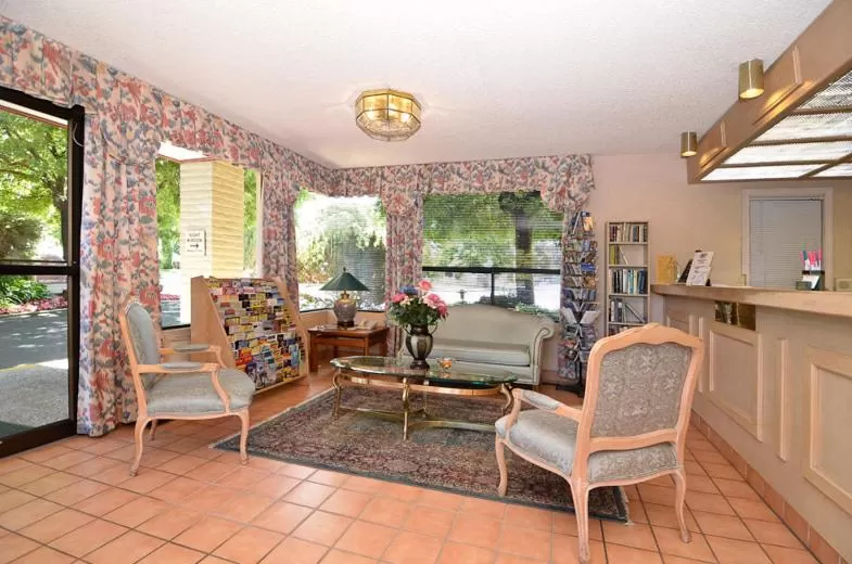 Lobby or reception in County Inn