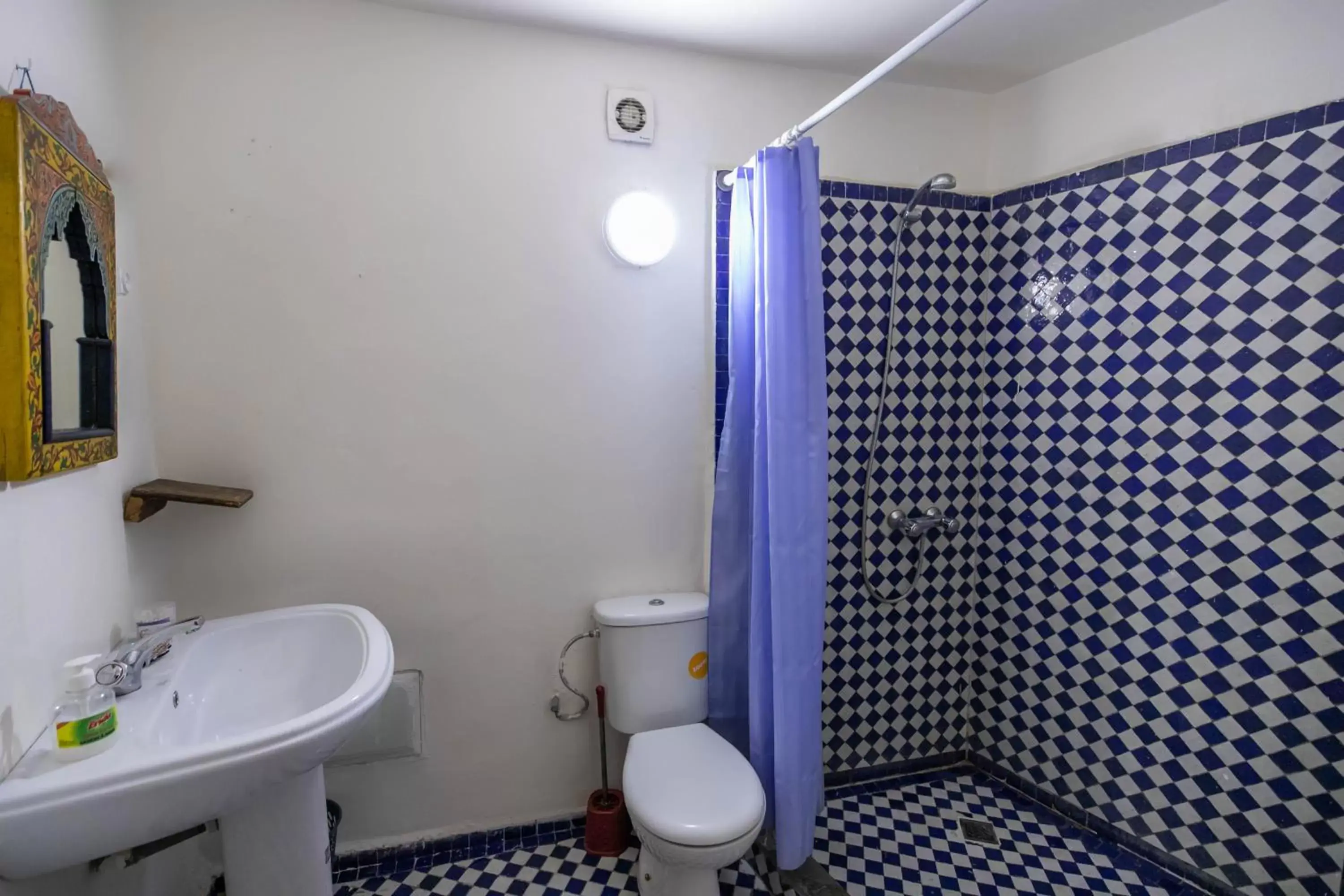 Budget Twin Room in Fez Dar Budget Twin Room in Fez Dar