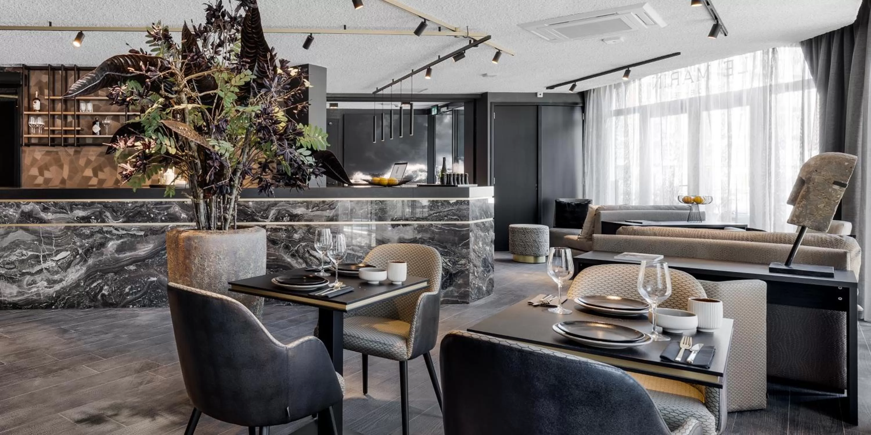 Restaurant/places to eat in Le Marin Hotel Rotterdam City - Handwritten Collection