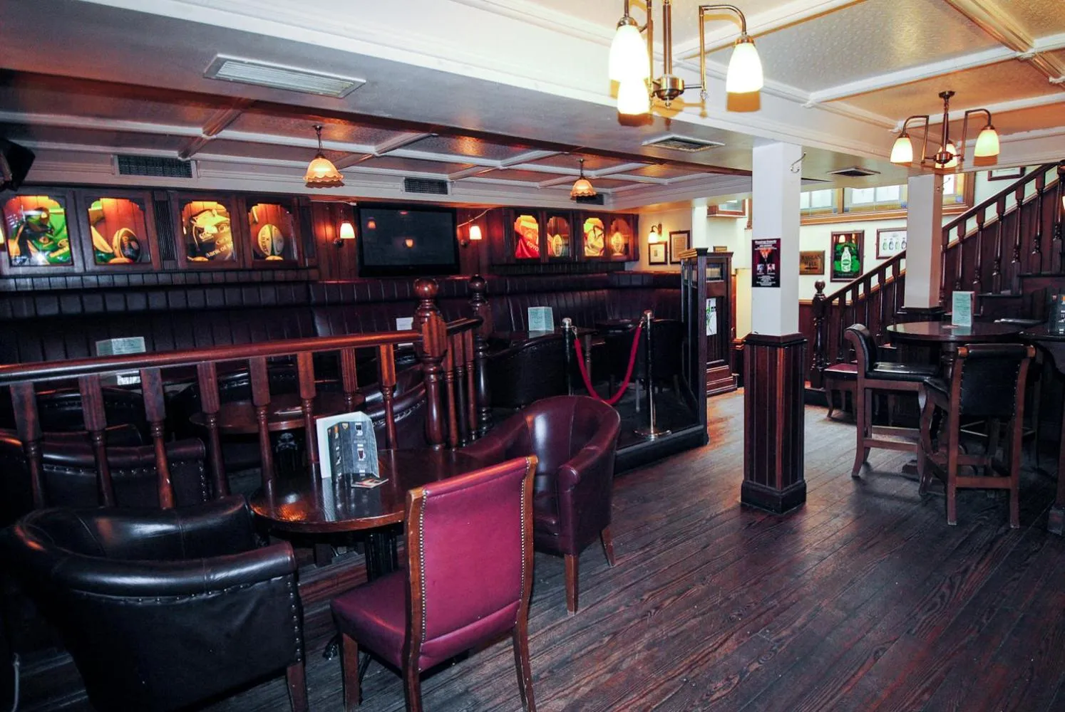 Restaurant/places to eat in The Lansdowne Hotel