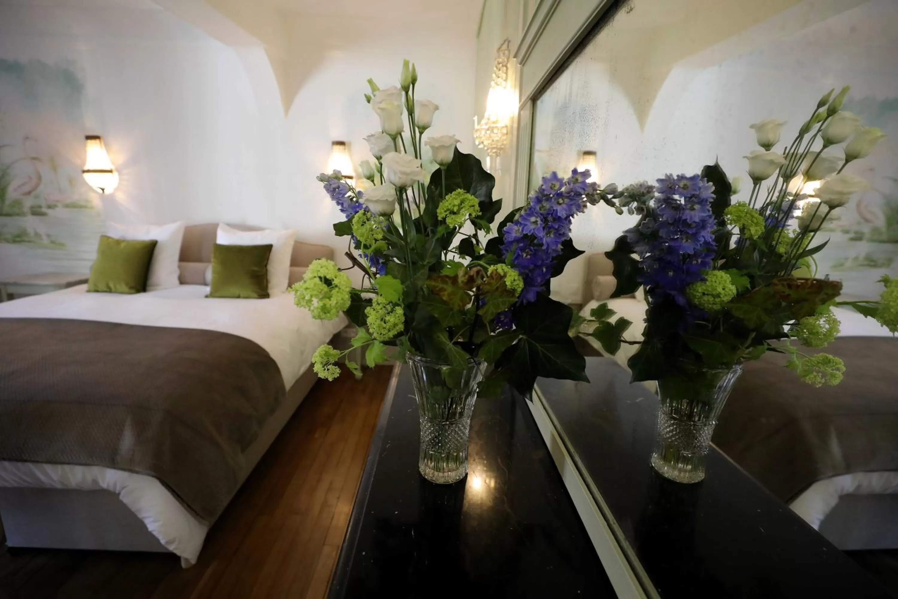 Bed in Au Jeu de Paume