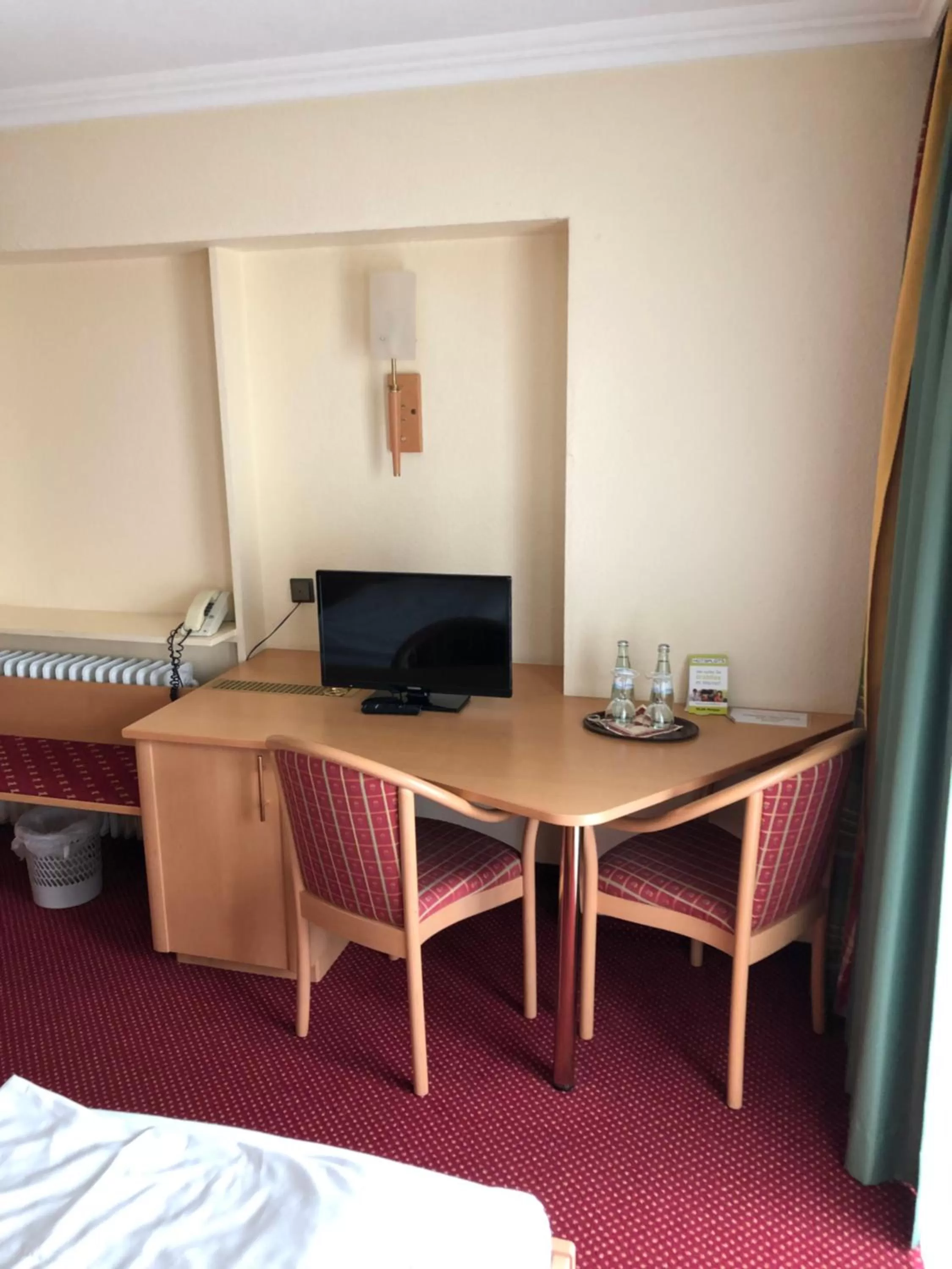 Bed in Hotel Pflieger