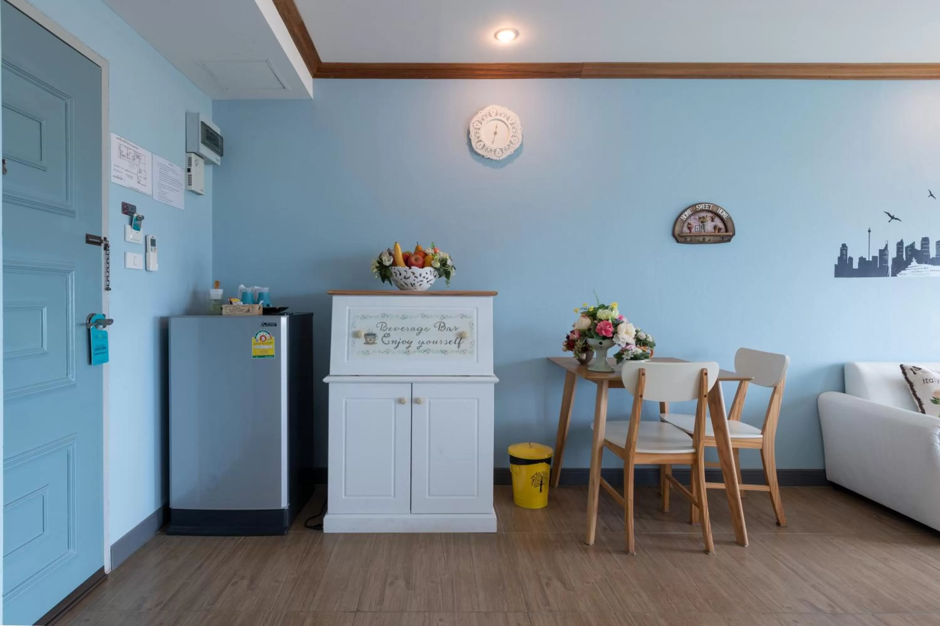 Seating area in The Lilly Hotel