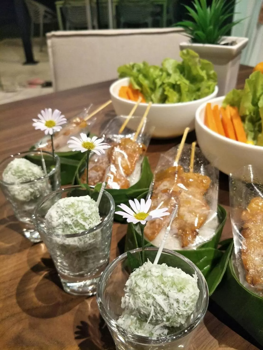 Food in The White Garden Premier Saraburi