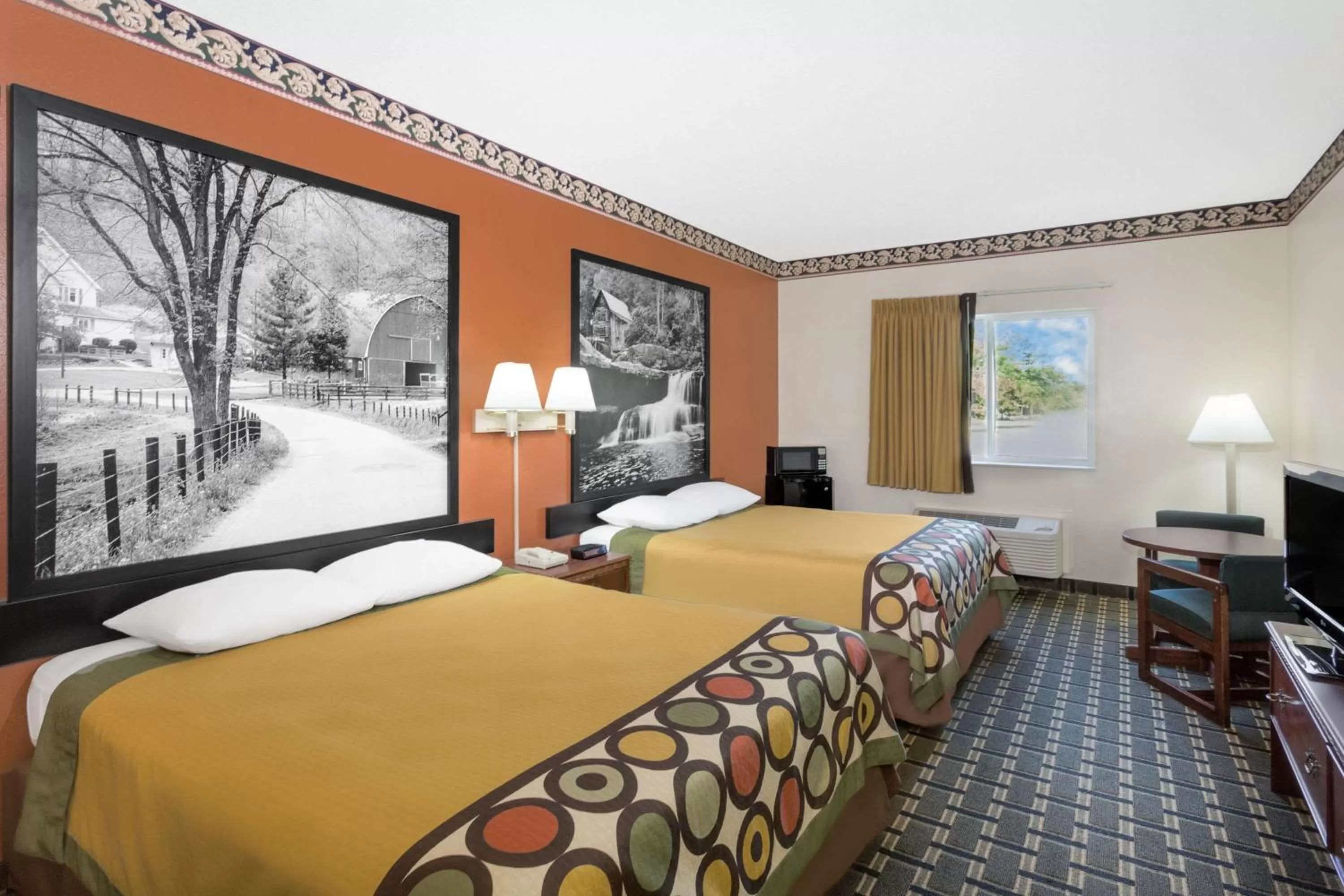 Photo of the whole room, Bed in Super 8 by Wyndham Athens