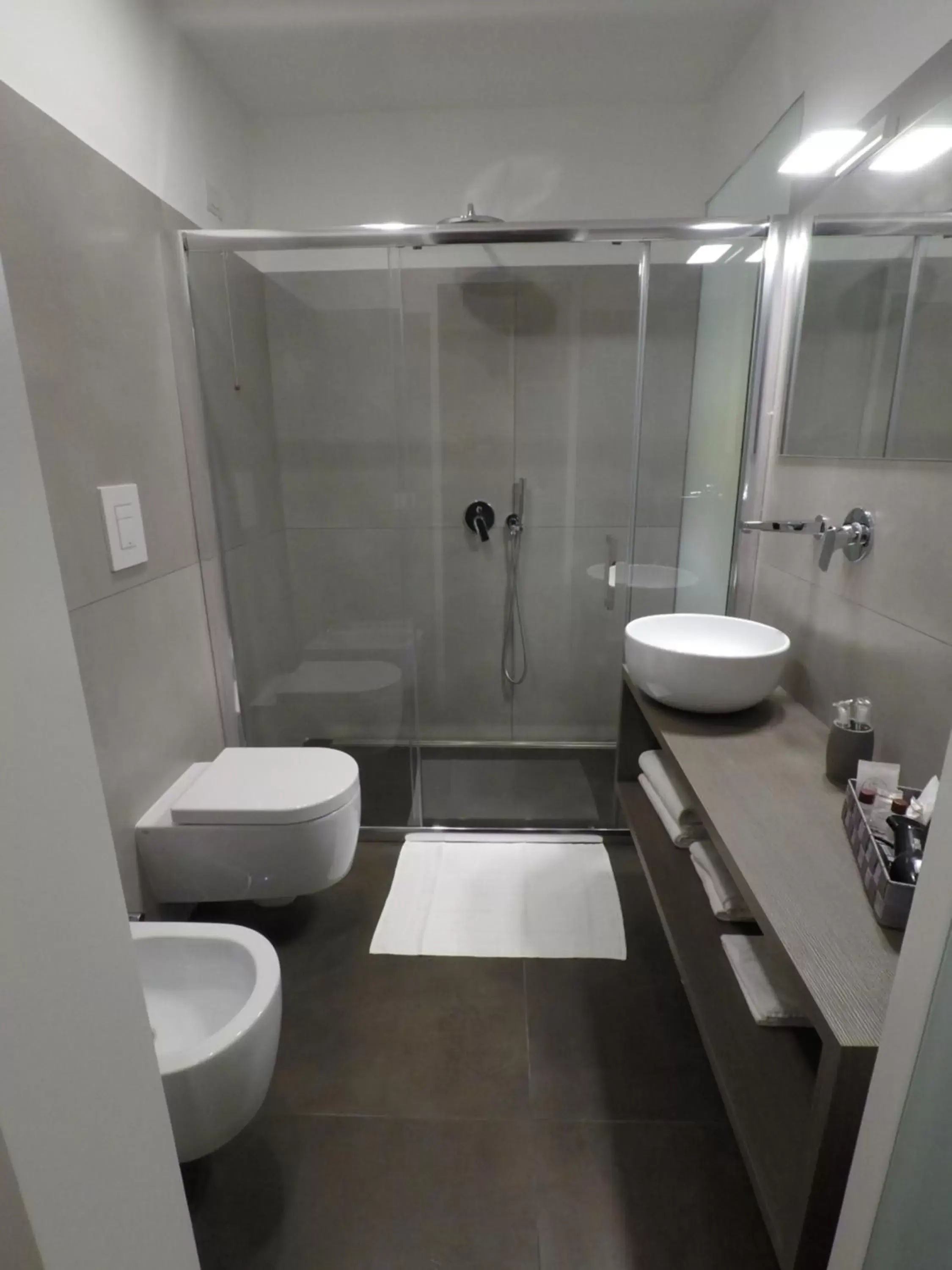 Deluxe King Room in Napoli Svelata Deluxe King Room in Napoli Svelata