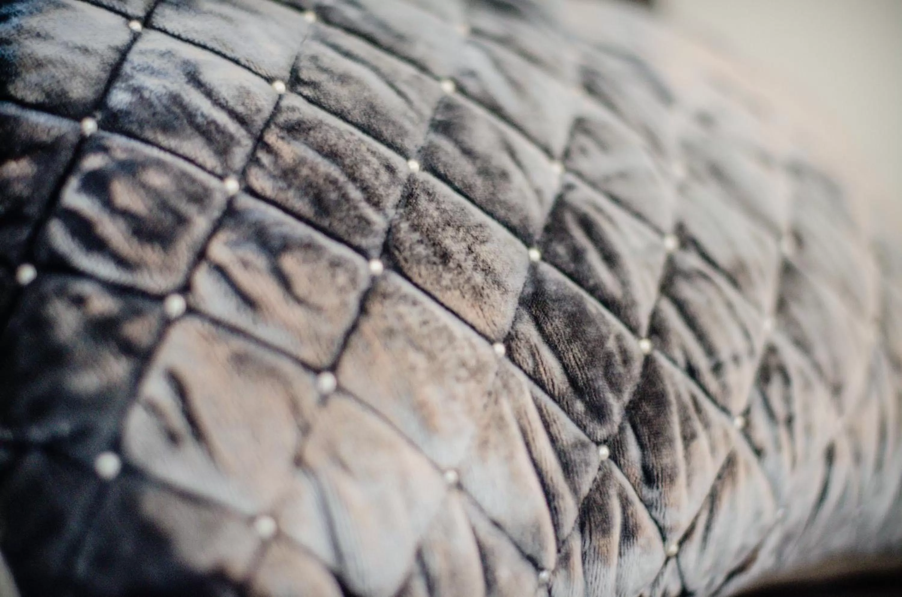 Decorative detail in The White Queen B&B