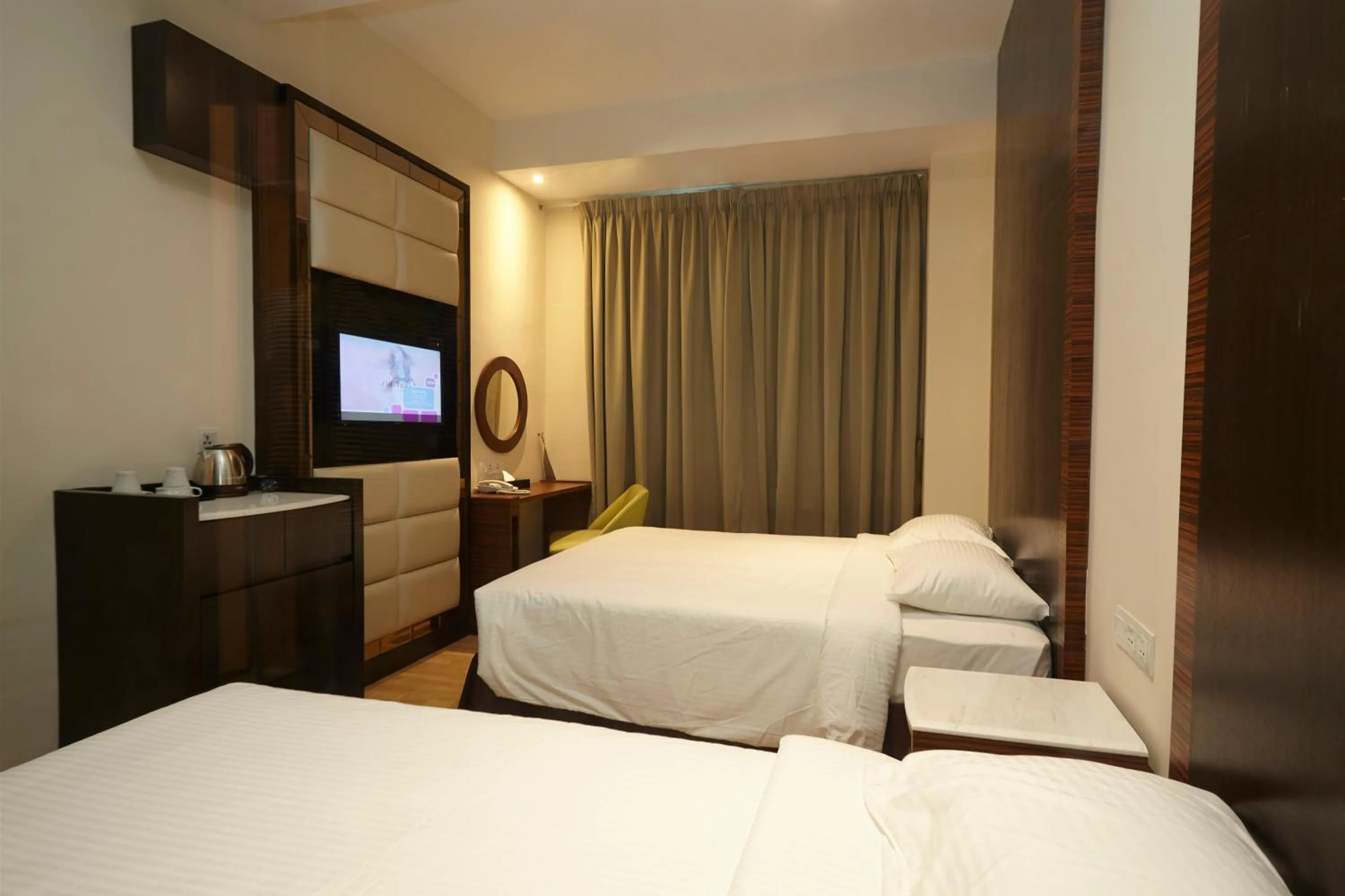 Bed in Hotel Six Seasons @ Mid Valley