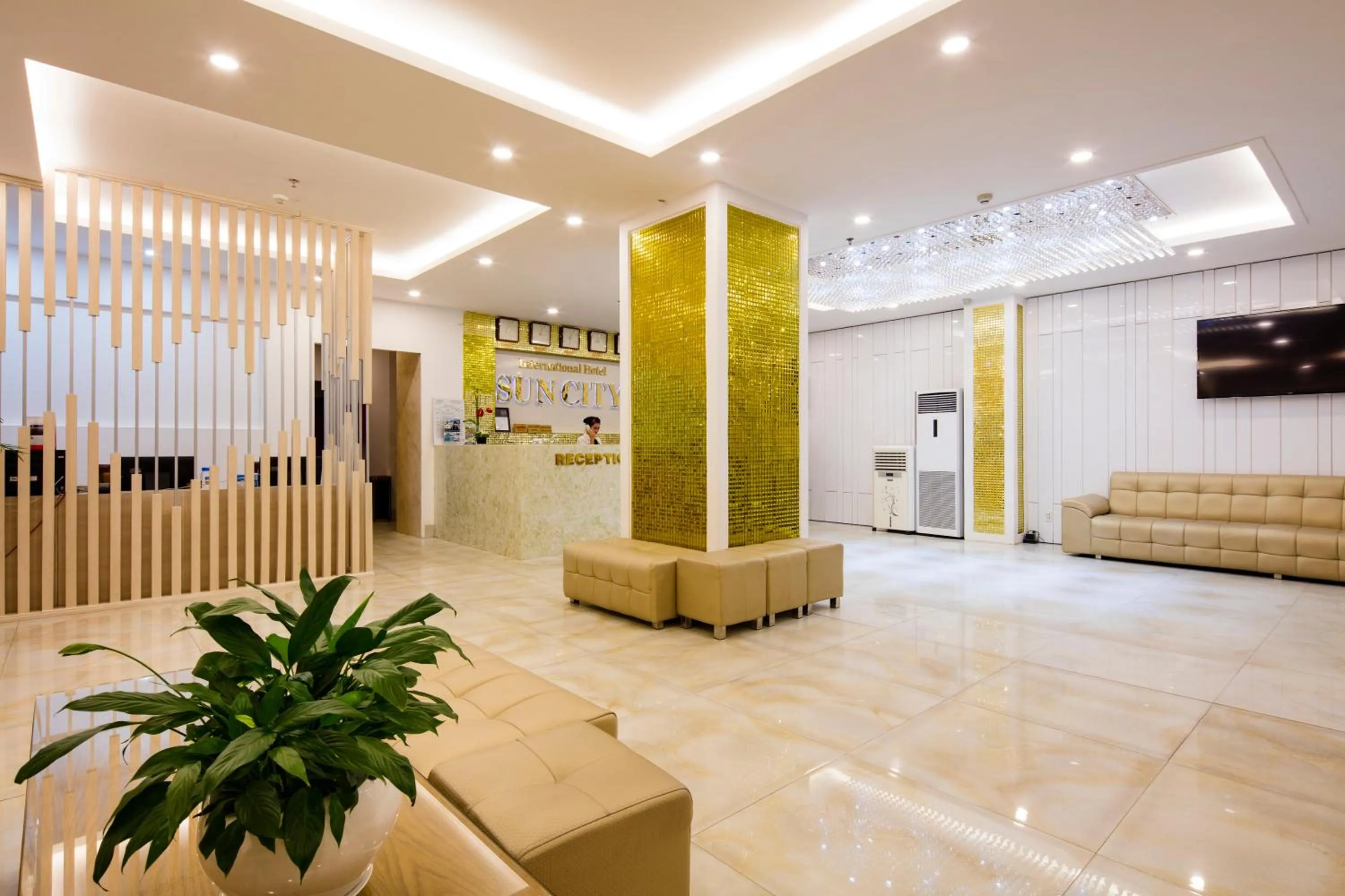 Lobby or reception in Sun City Hotel