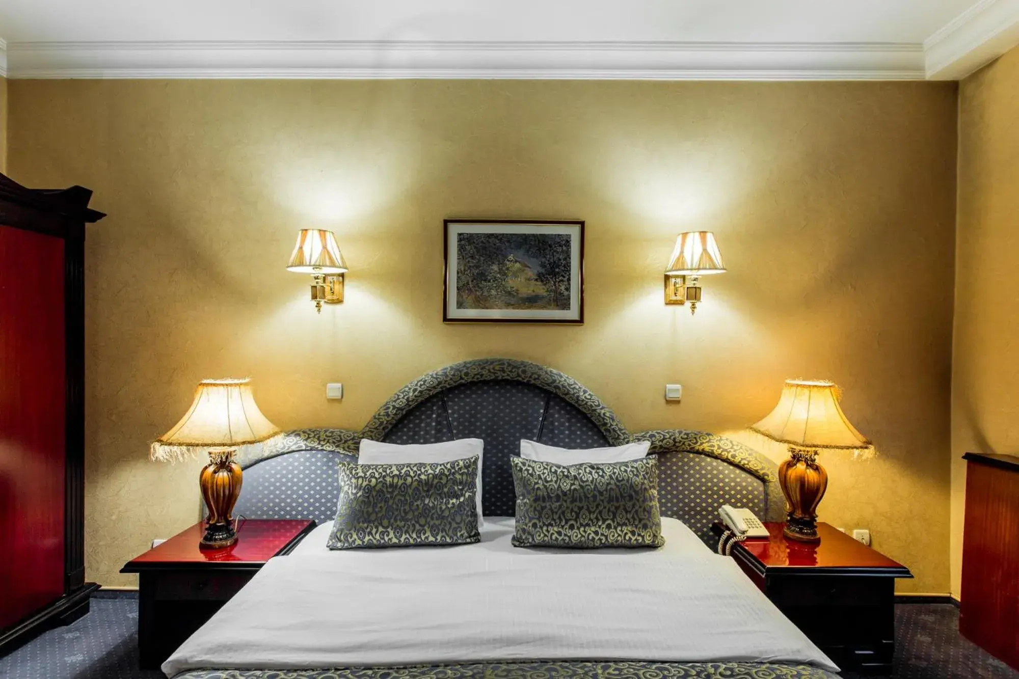 Standard Double or Twin Room - single occupancy in Ambassador Standard Double or Twin Room - single occupancy in Ambassador