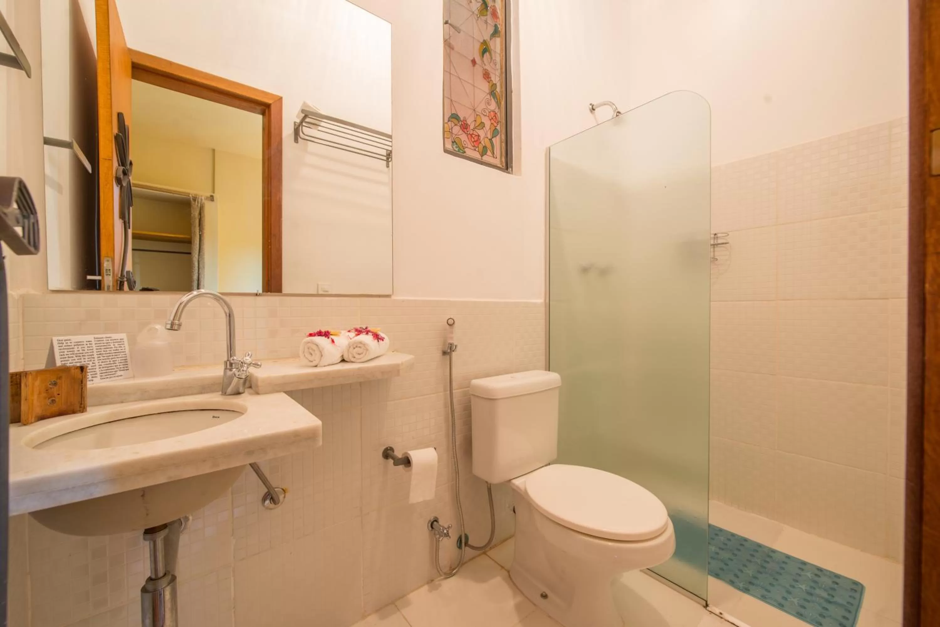 Shower in Pousada do Parque