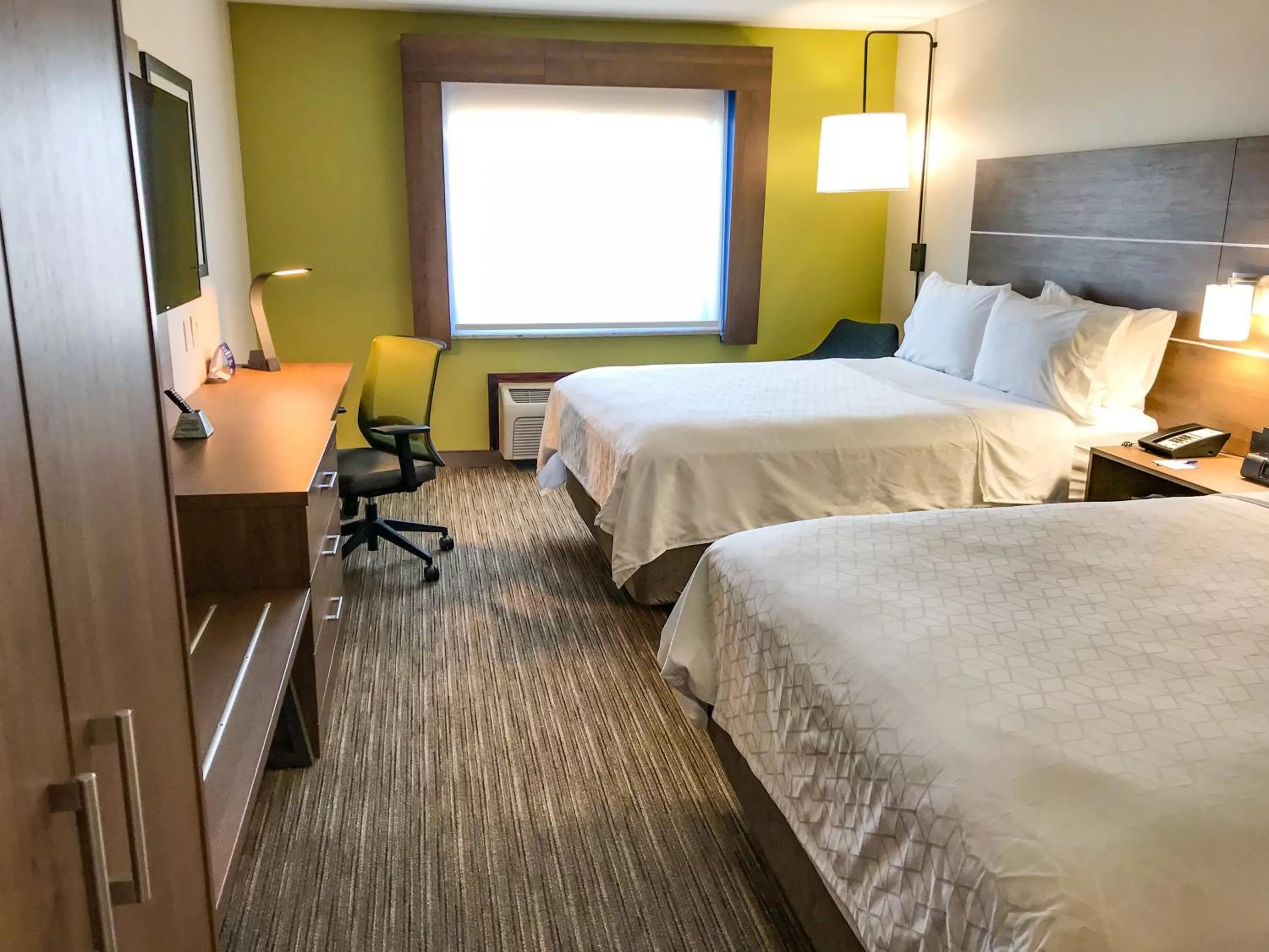Photo of the whole room, Bed in Holiday Inn Express & Suites Lubbock West by IHG