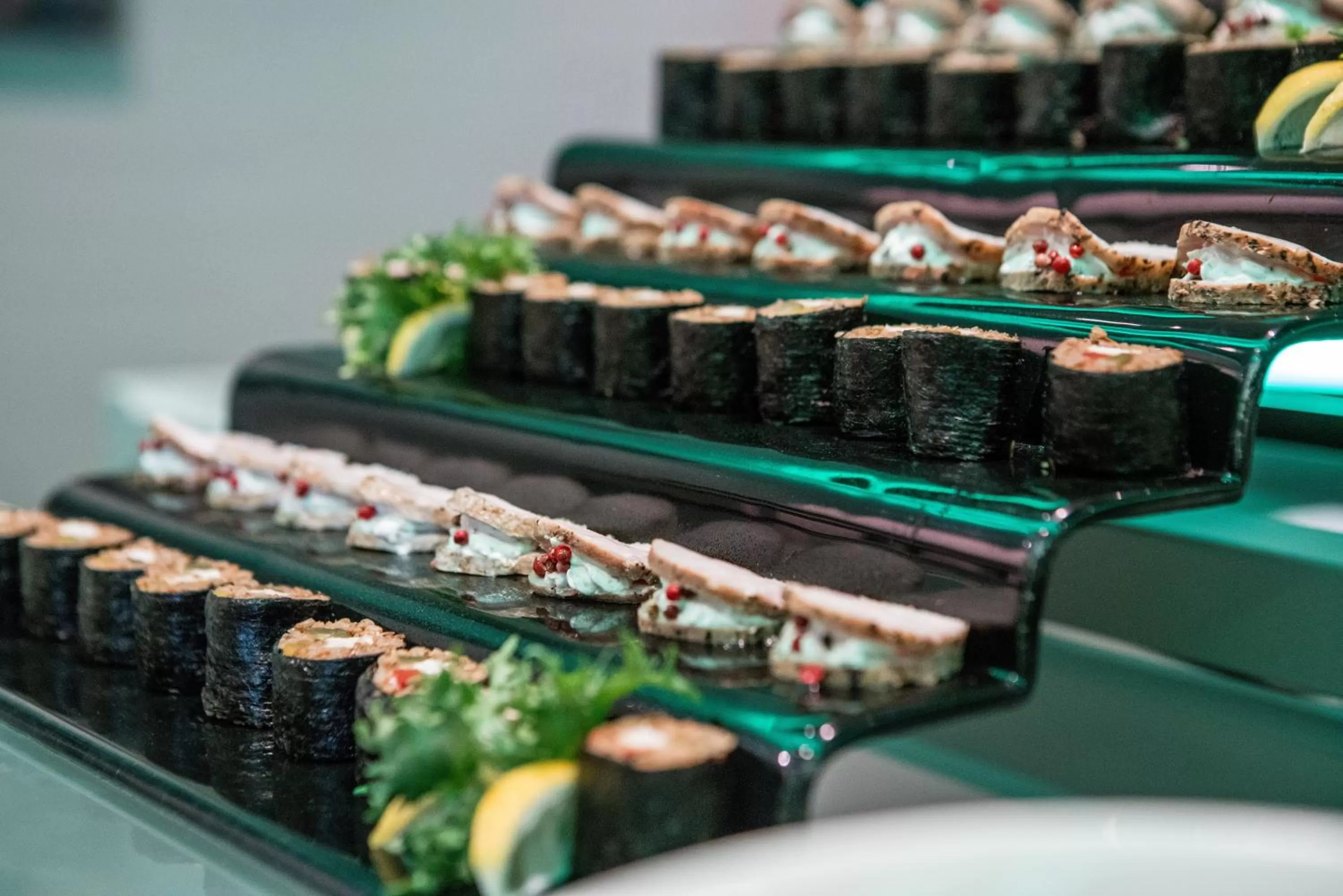 Restaurant/places to eat in Holiday Inn Dąbrowa Górnicza-Katowice by IHG