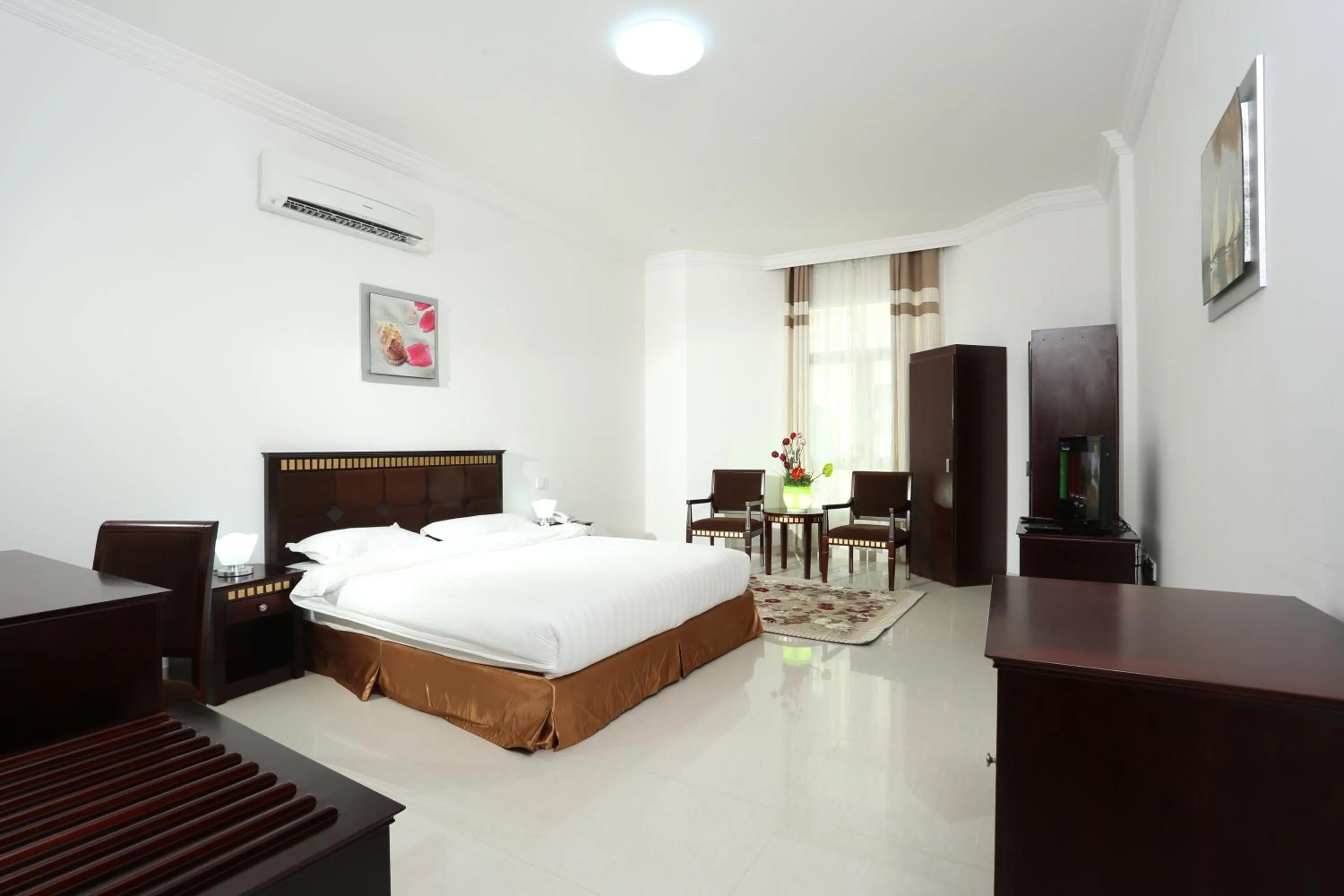 Bedroom, Bed in Beach Resort Salalah