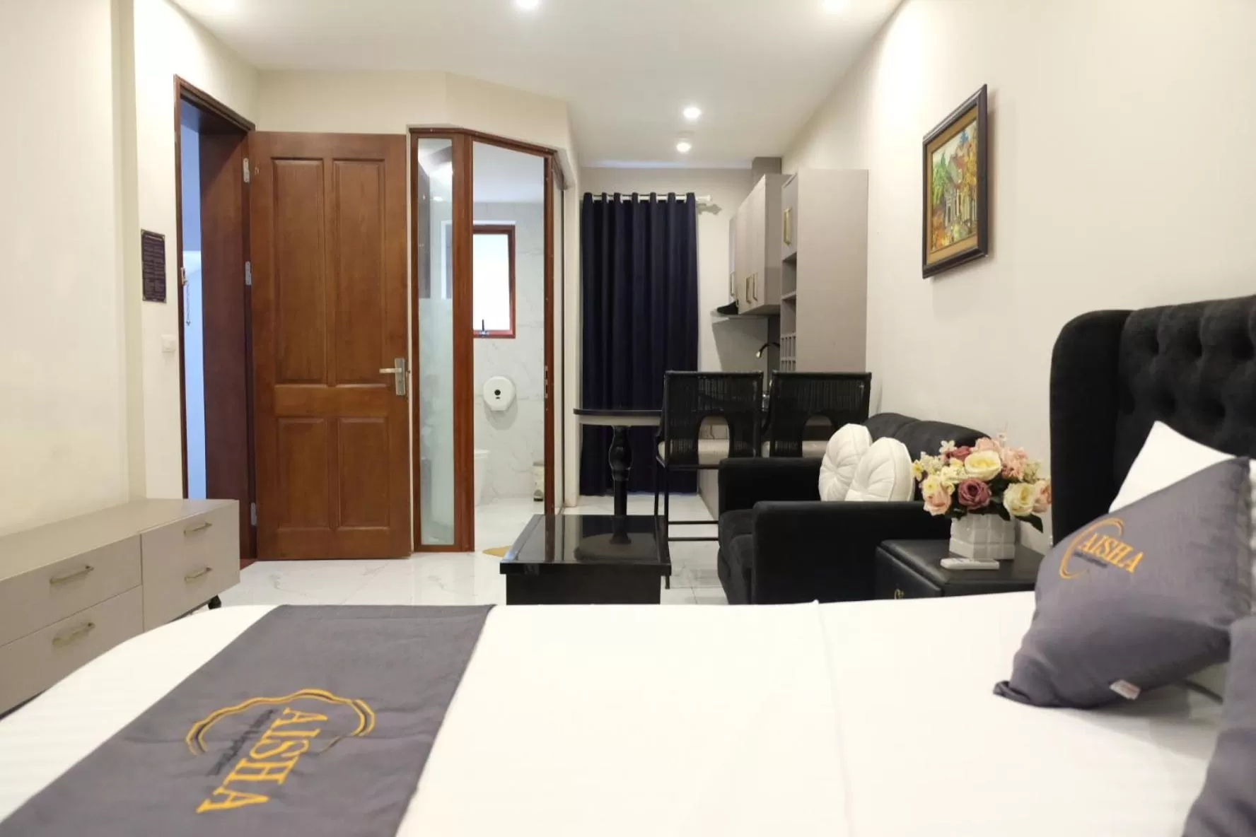 Aisha HOTELS and APARTMENTS