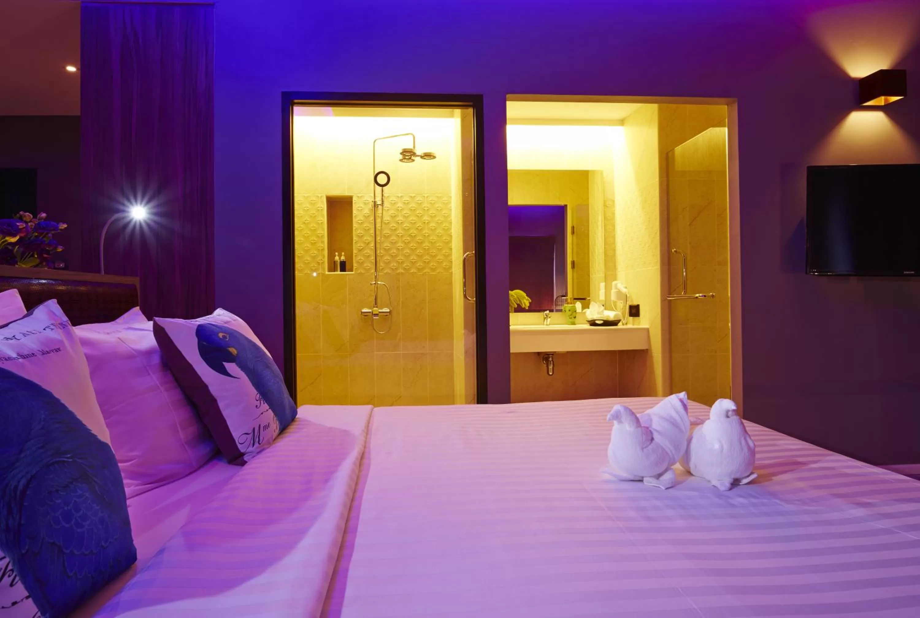 Bed in The Weekend Pattaya (Tweet Tweet Nest Pattaya)