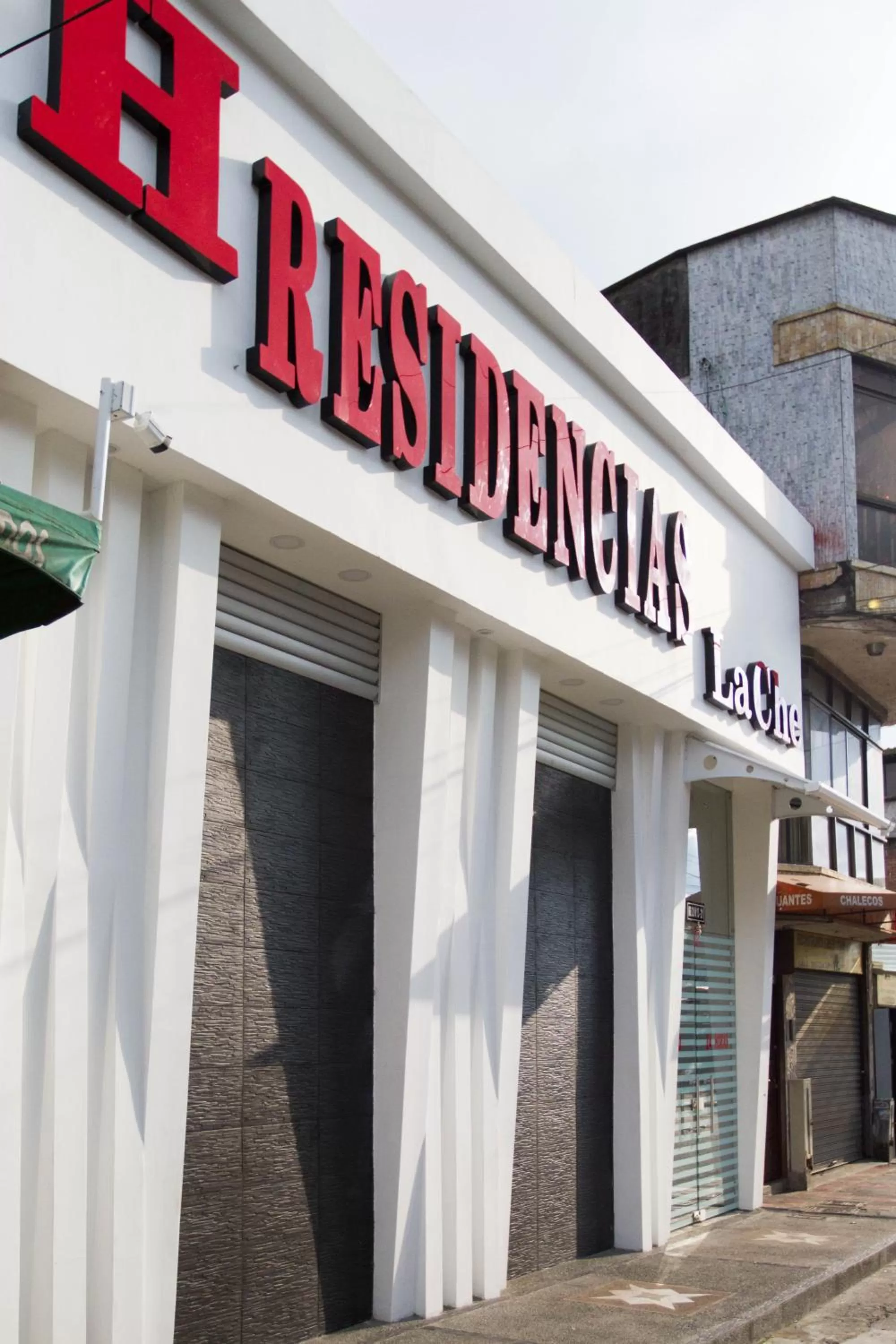 Facade/entrance, Property Building in Hotel Residencias la CH