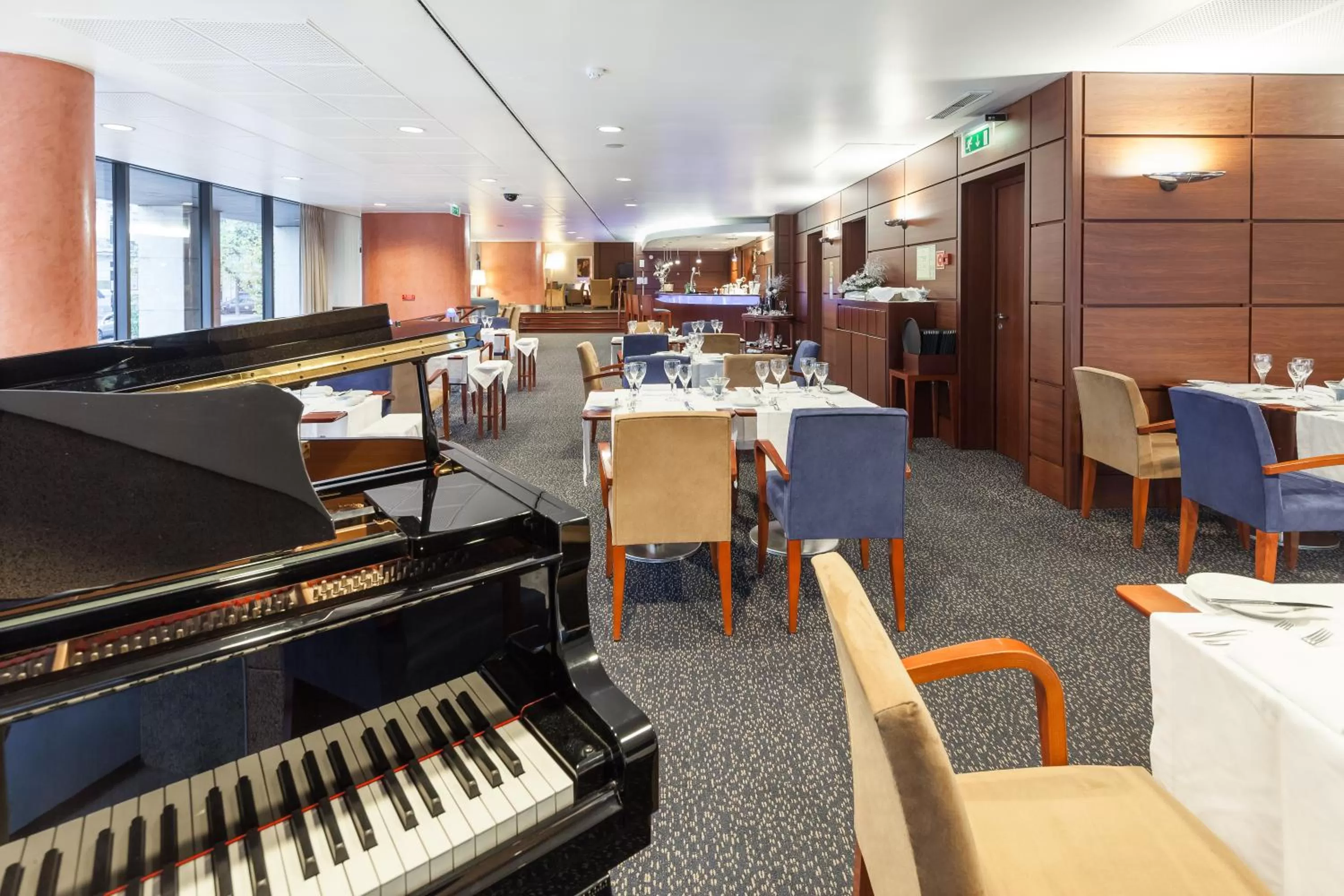 Restaurant/places to eat in Hotel Marques De Pombal