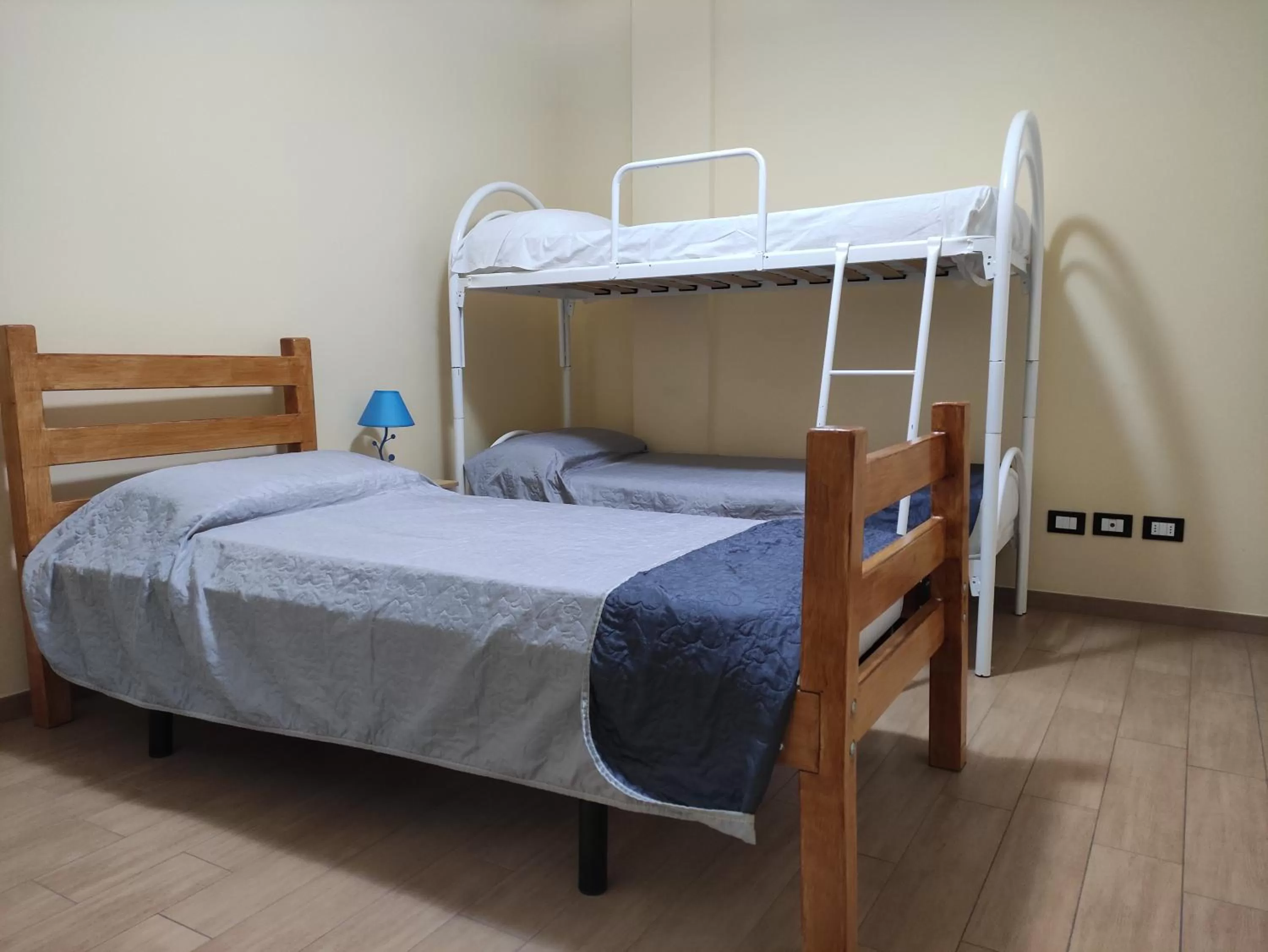 Bed in b&b Appia Antica