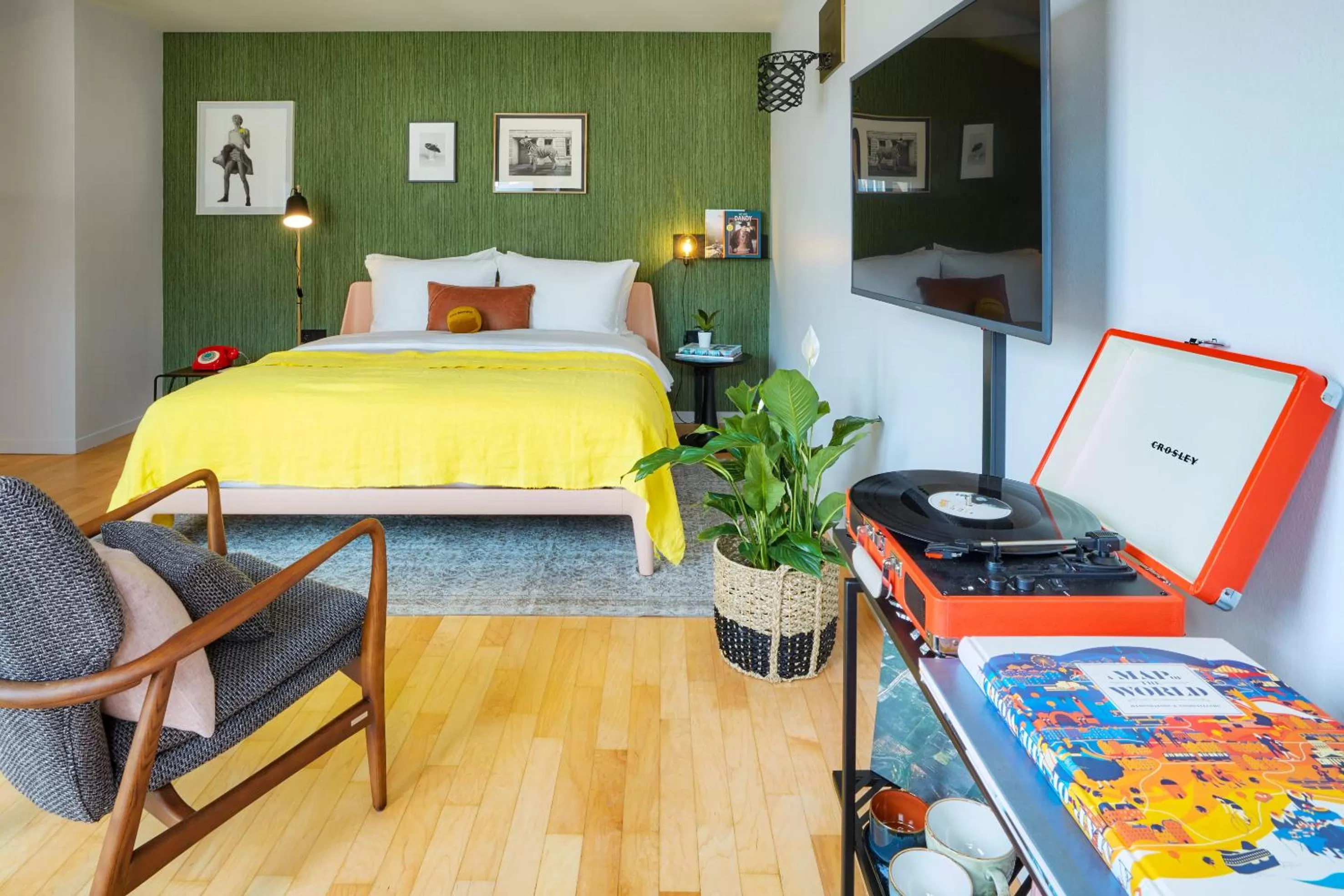 Photo of the whole room, Bed in Max Brown Hotel 7th District, part of Sircle Collection