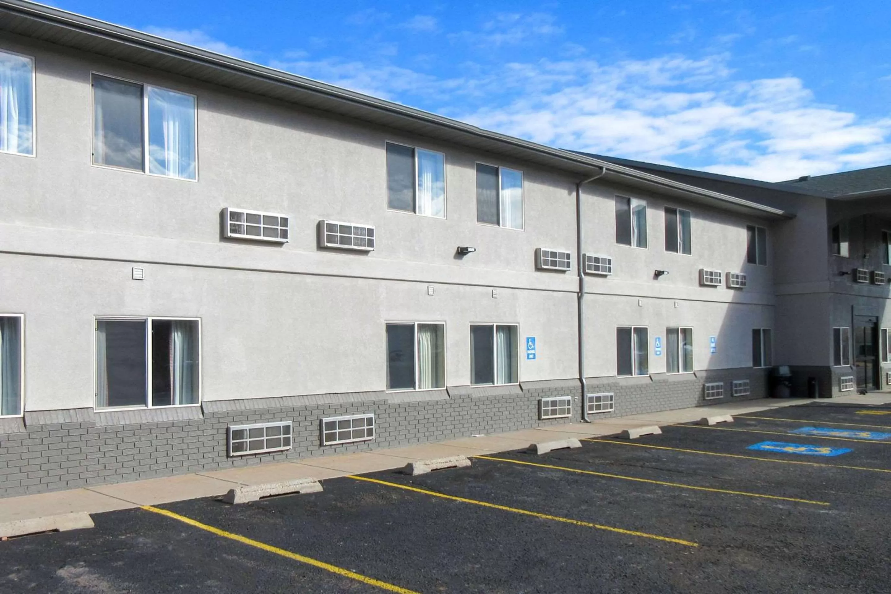 Property building in Quality Inn & Suites Salina National Forest Area