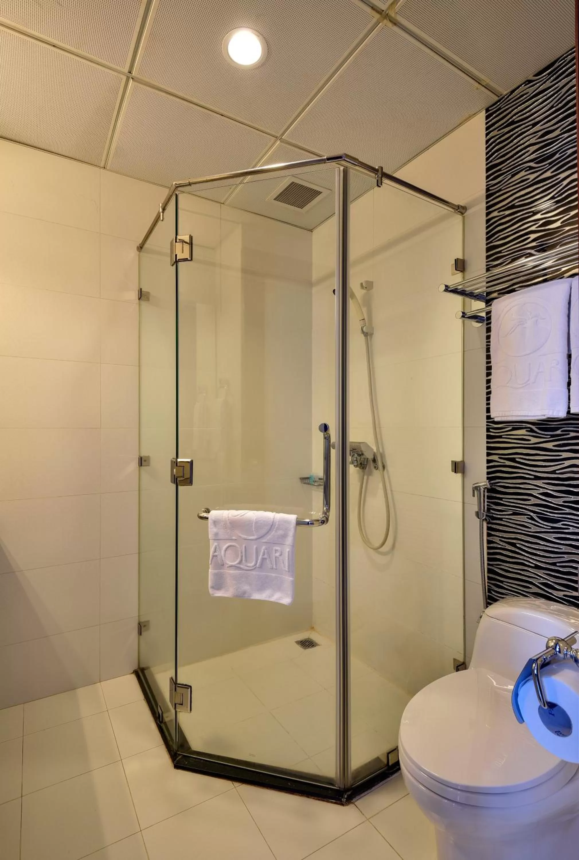 Shower in Aquari Hotel