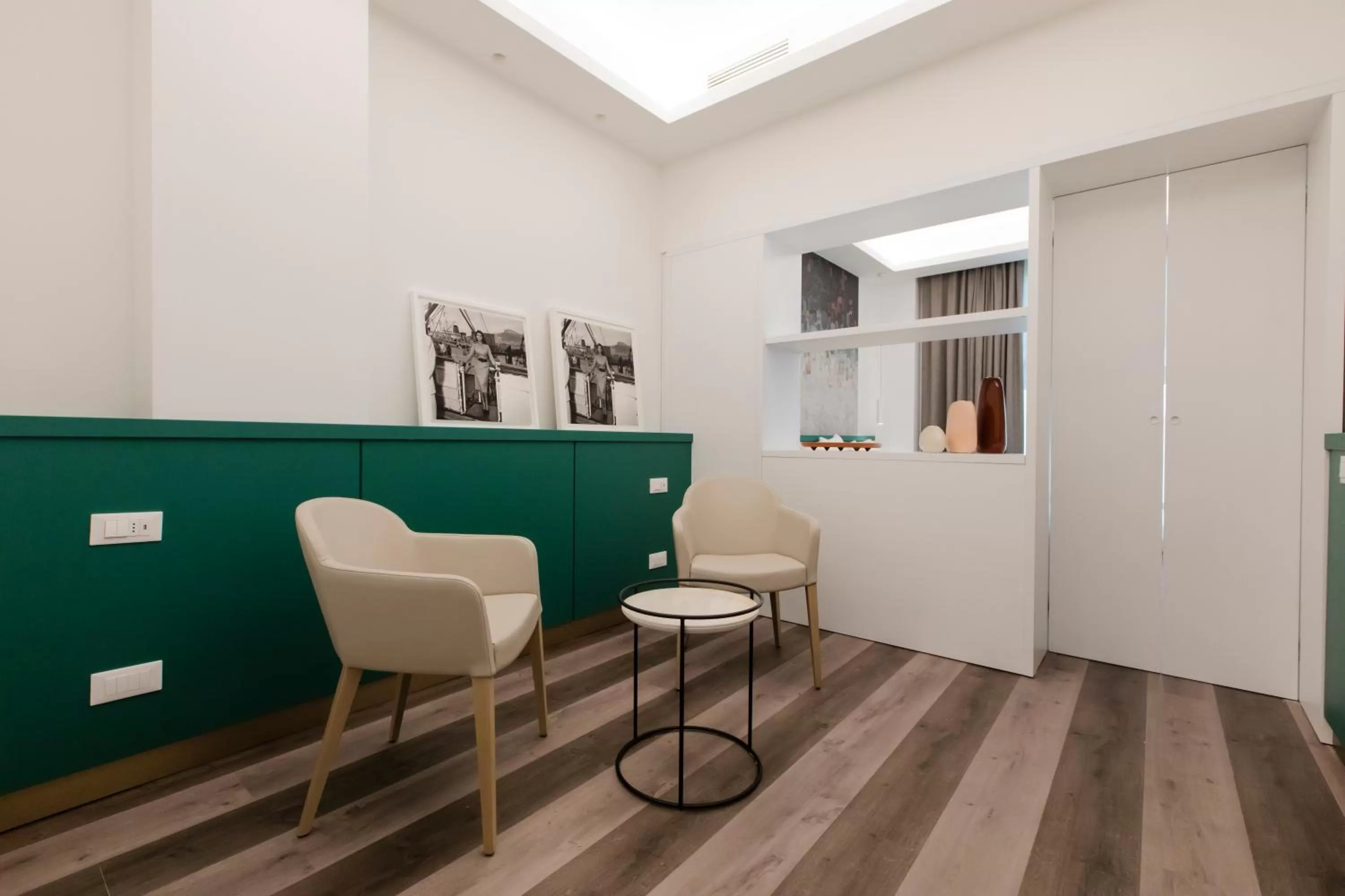 Living room in Smart Hotel Napoli