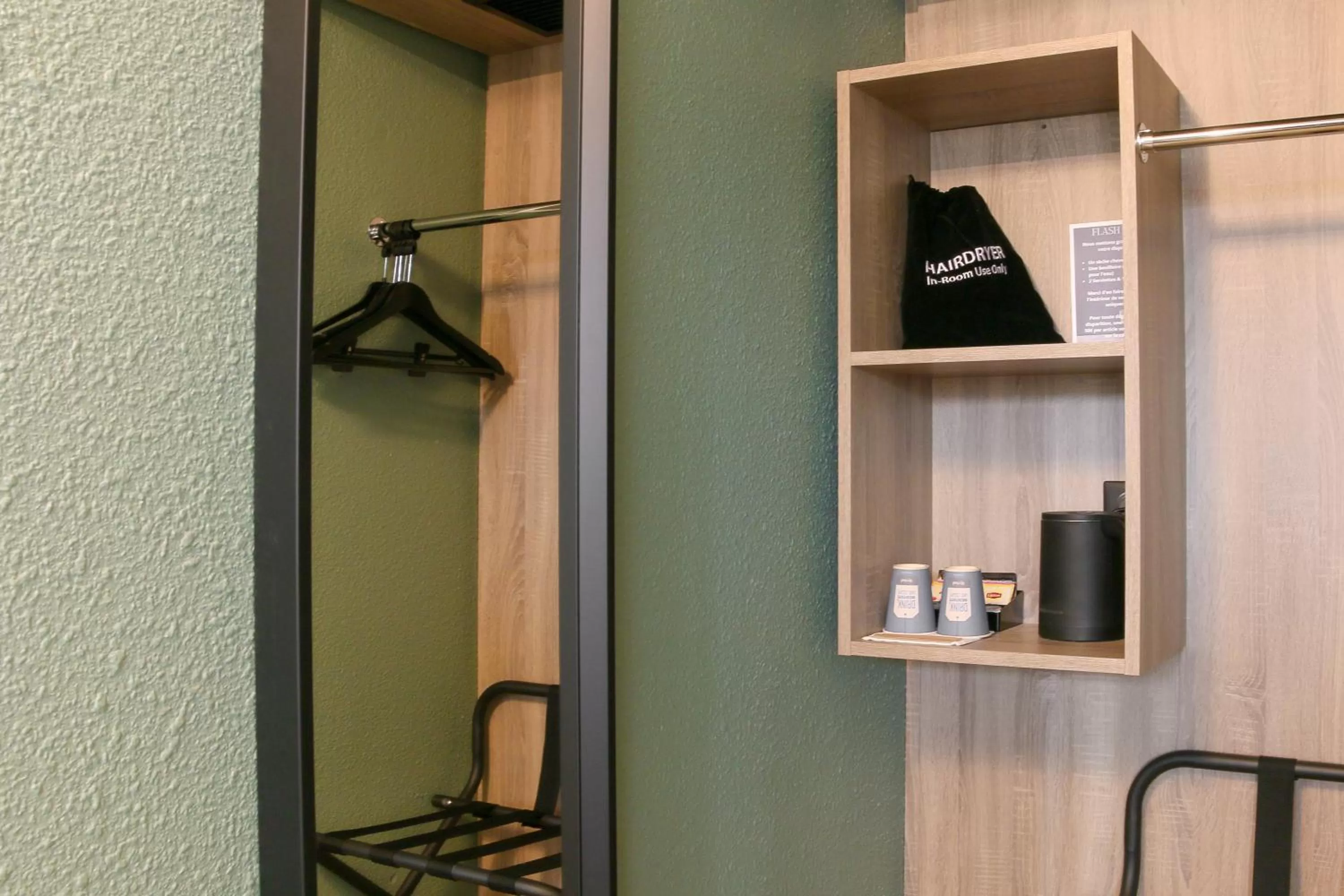 Bedroom in HÔTEL KYRIAD MARSEILLE - Vitrolles Aéroport