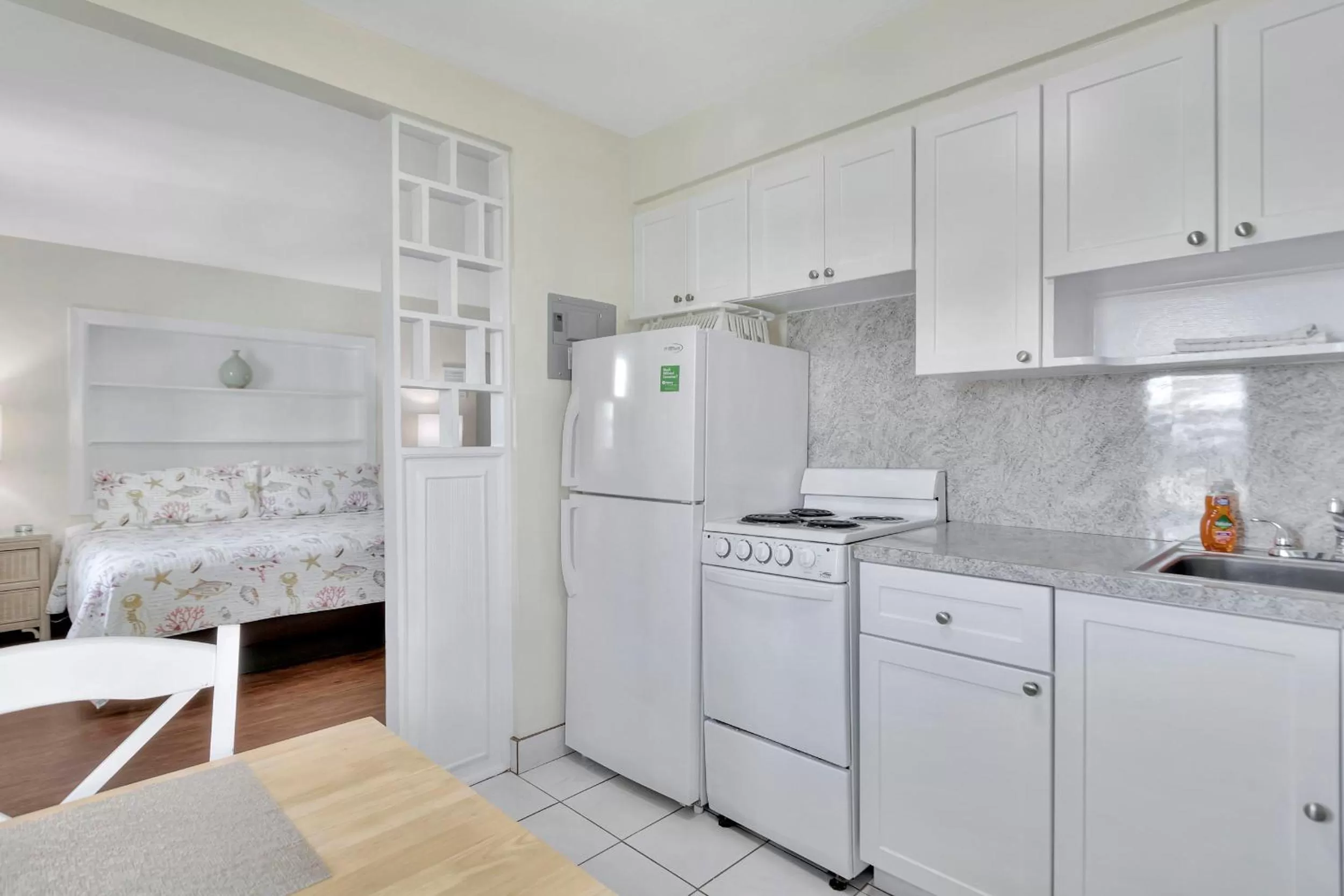 kitchen in Seahorse Guesthouse