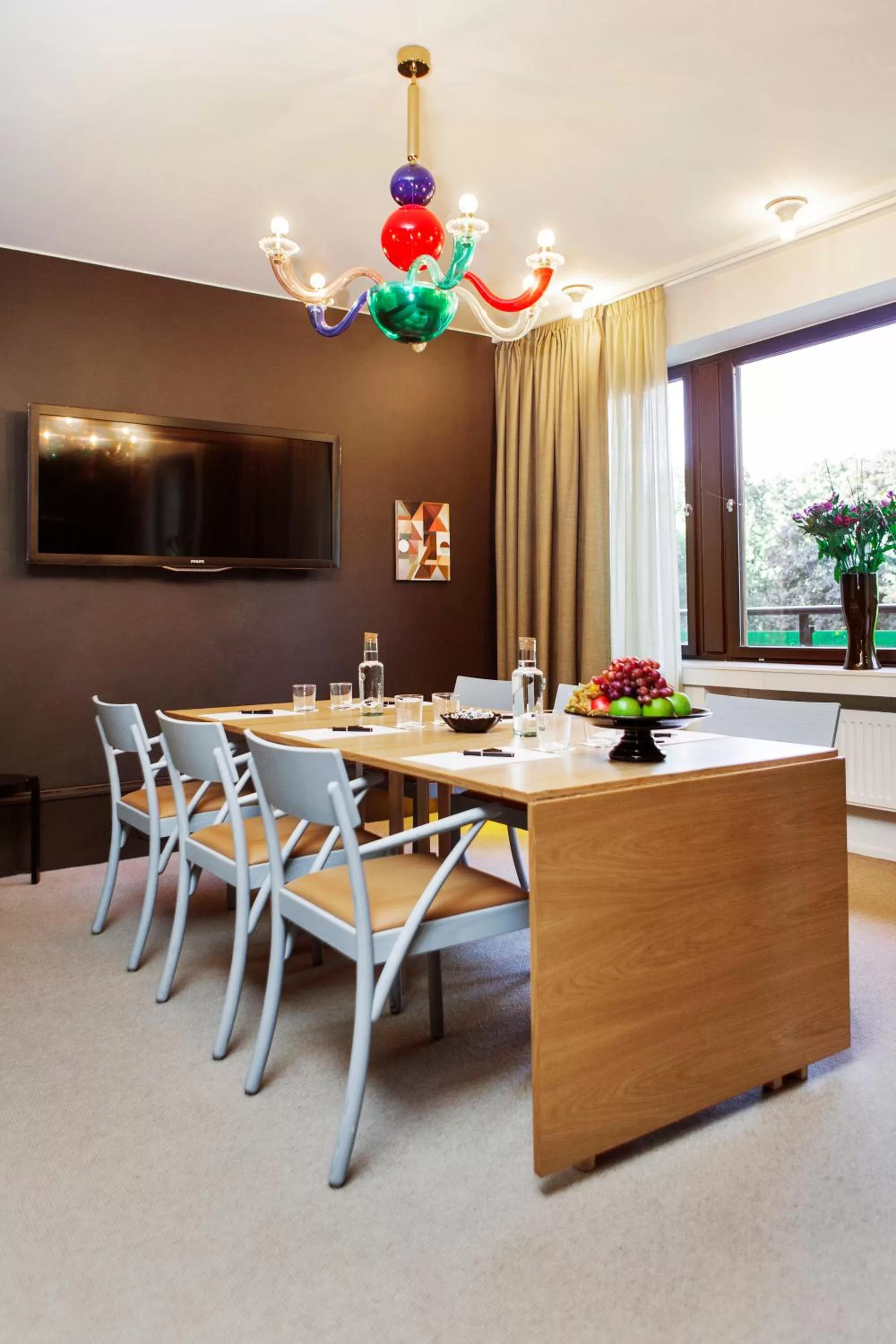 Restaurant/places to eat in Elite Eden Park Hotel