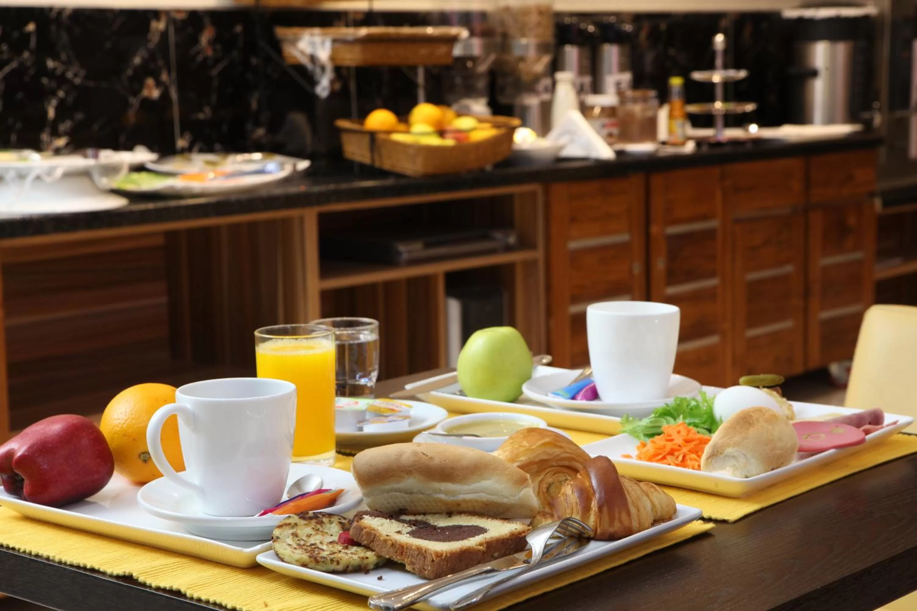 Restaurant/places to eat in Hotel VDN by Good Rade