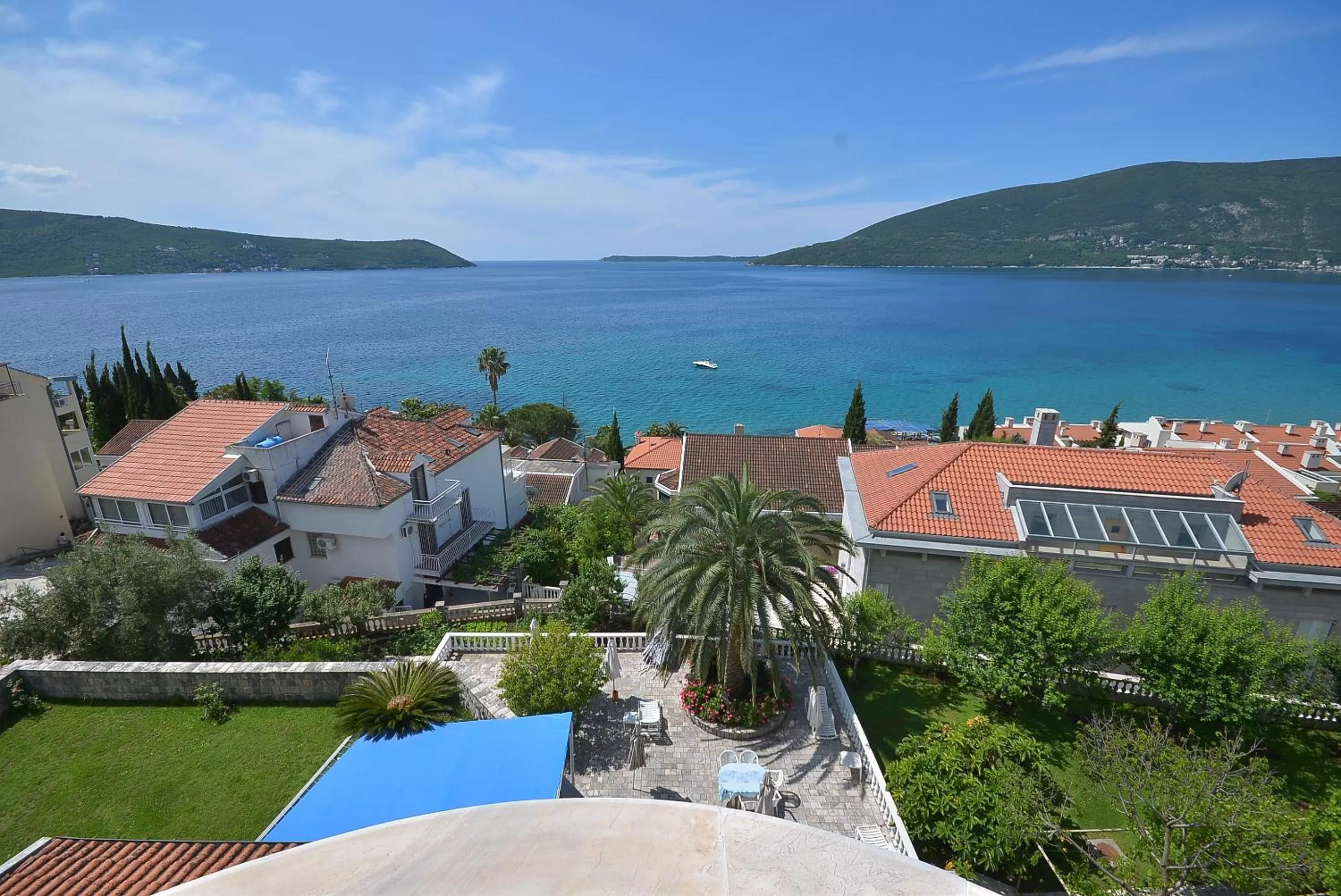 Garden view, Bird's-eye View in Hotel Vila Margot