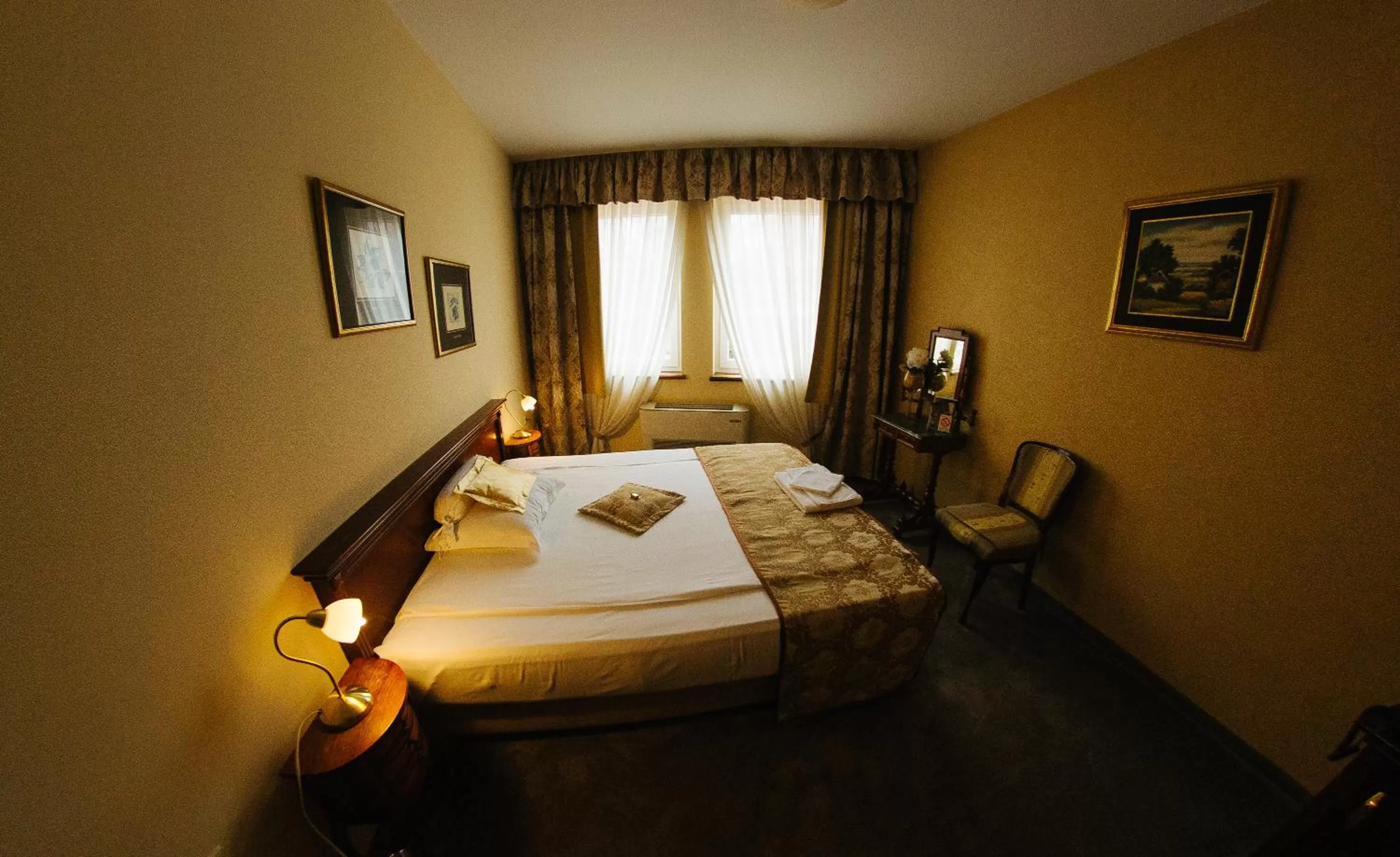 Bed in Garni Hotel Andric