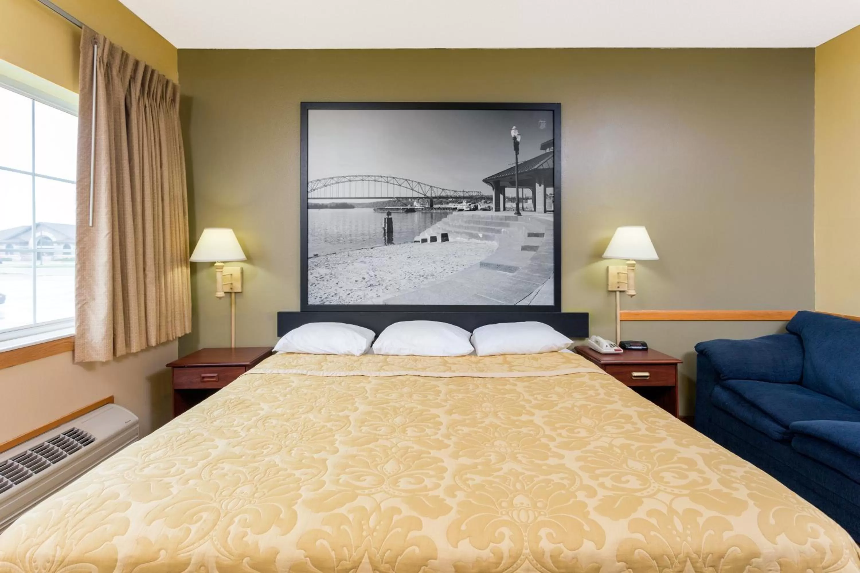 Super 8 by Wyndham Osage