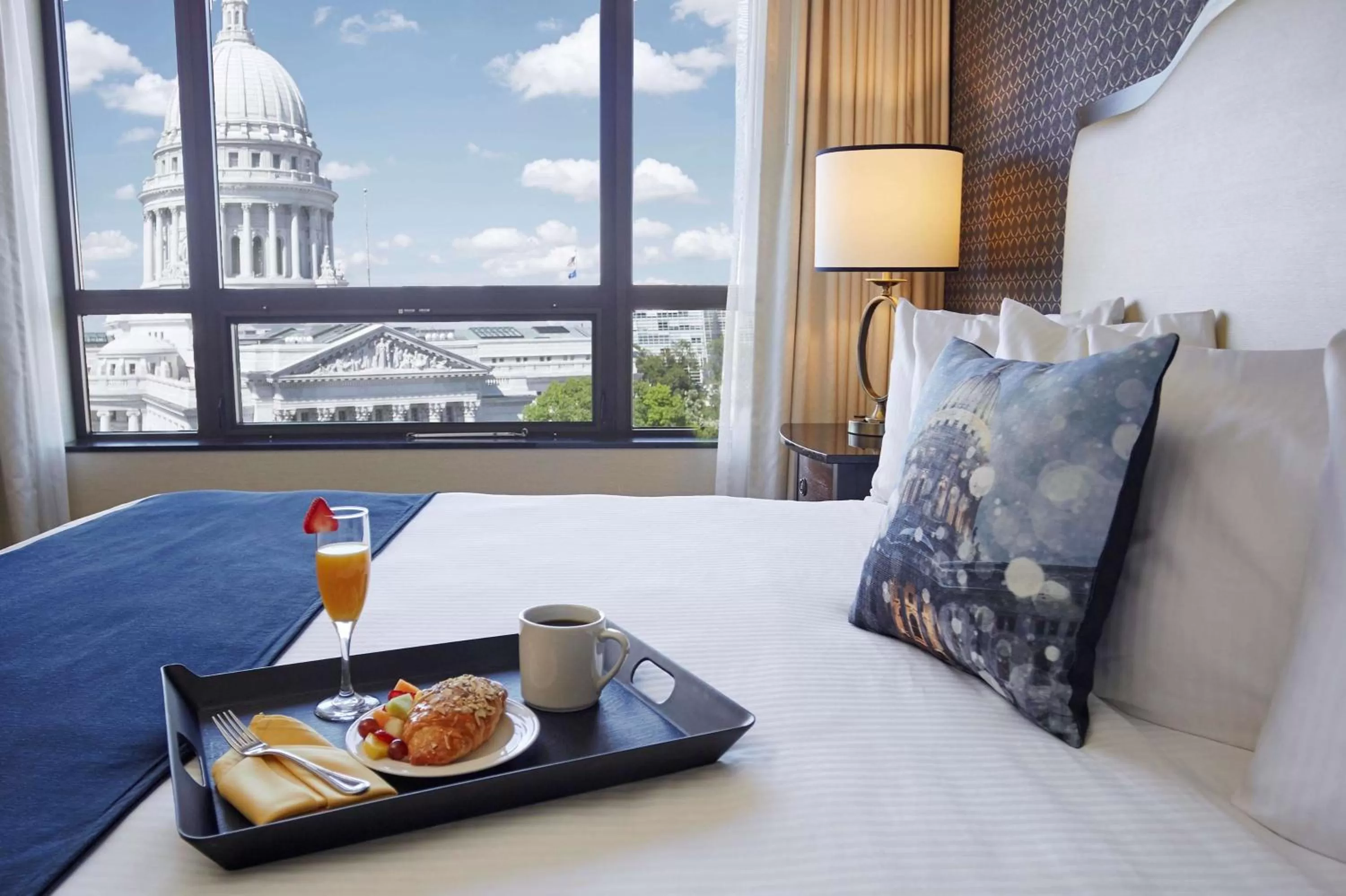 Bed in Best Western Premier Park Hotel