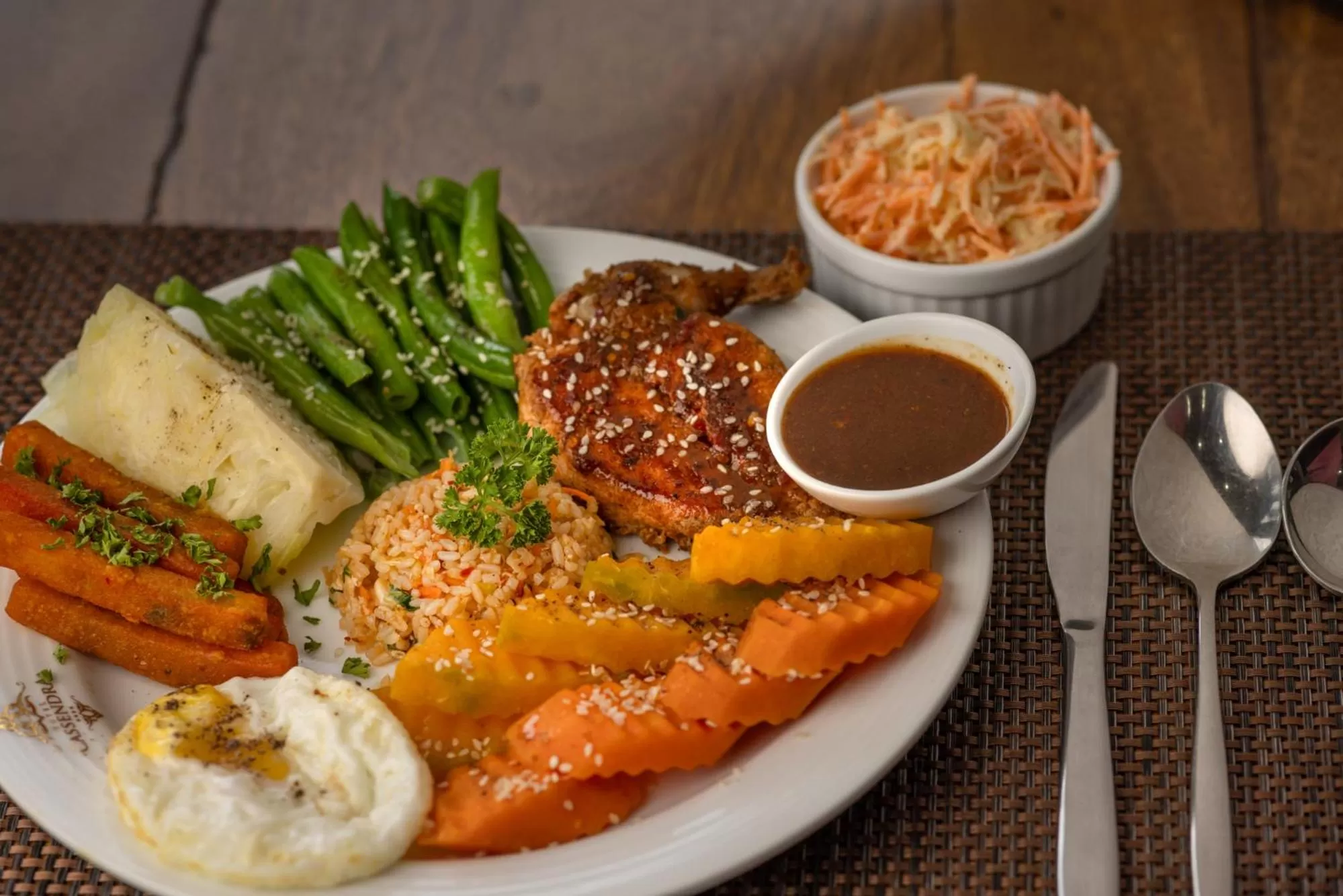 Restaurant/places to eat in Hotel Cassendra