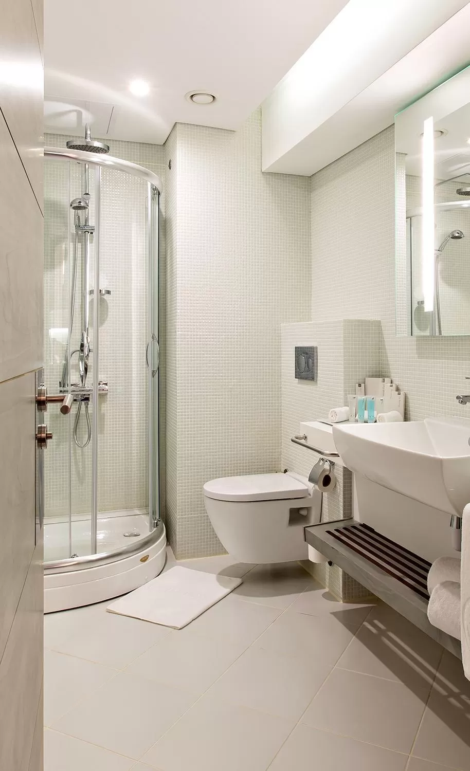 Bathroom in Burgu Arjaan by Rotana Istanbul Asia