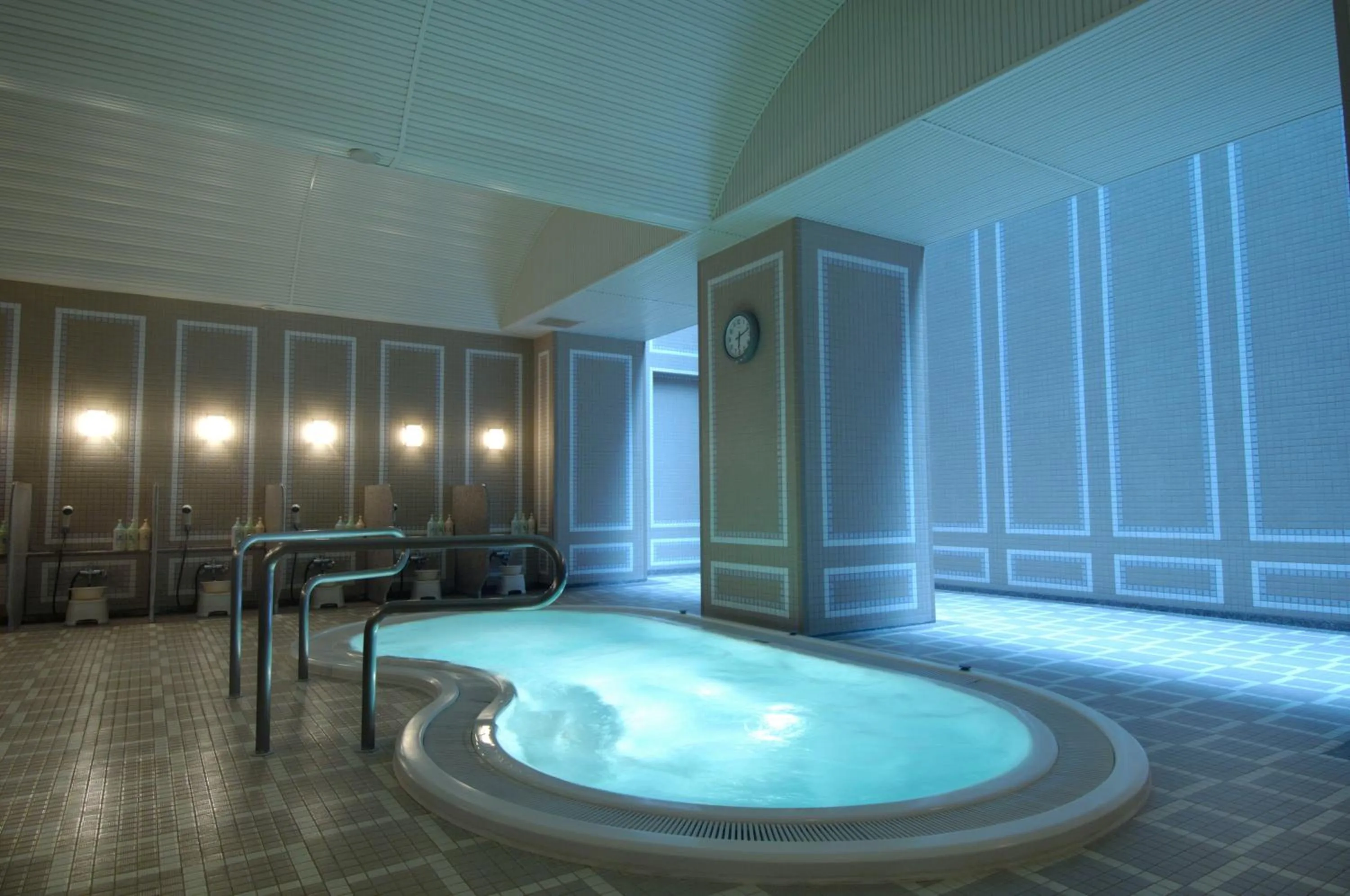 Hot Tub in The Prince Sakura Tower Tokyo, Autograph Collection