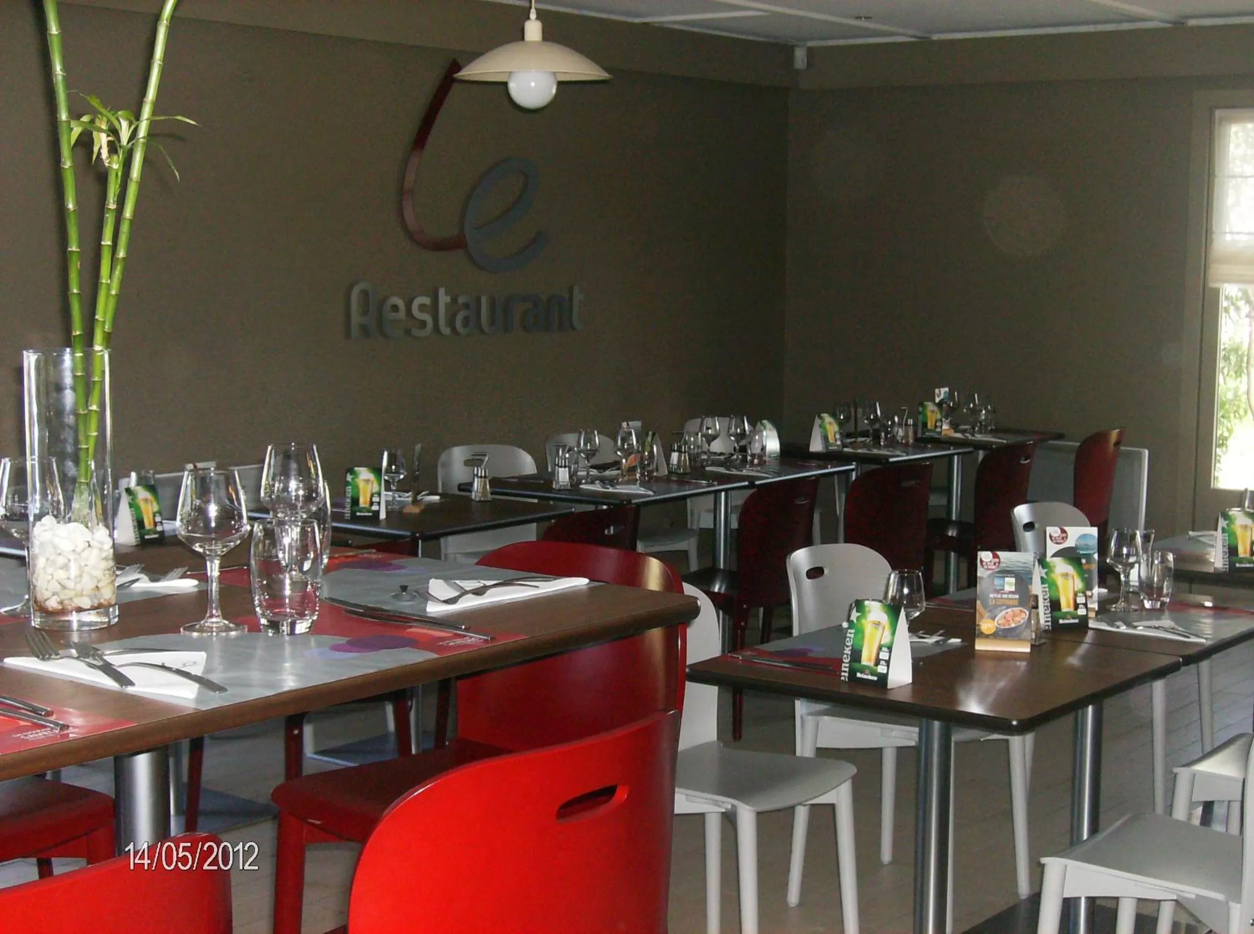 Restaurant/places to eat in Campanile Toulouse Sesquieres