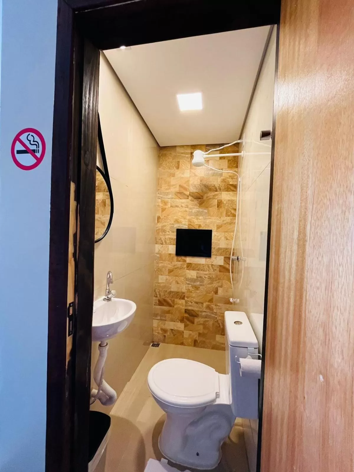 Bathroom in Riacho Hotel