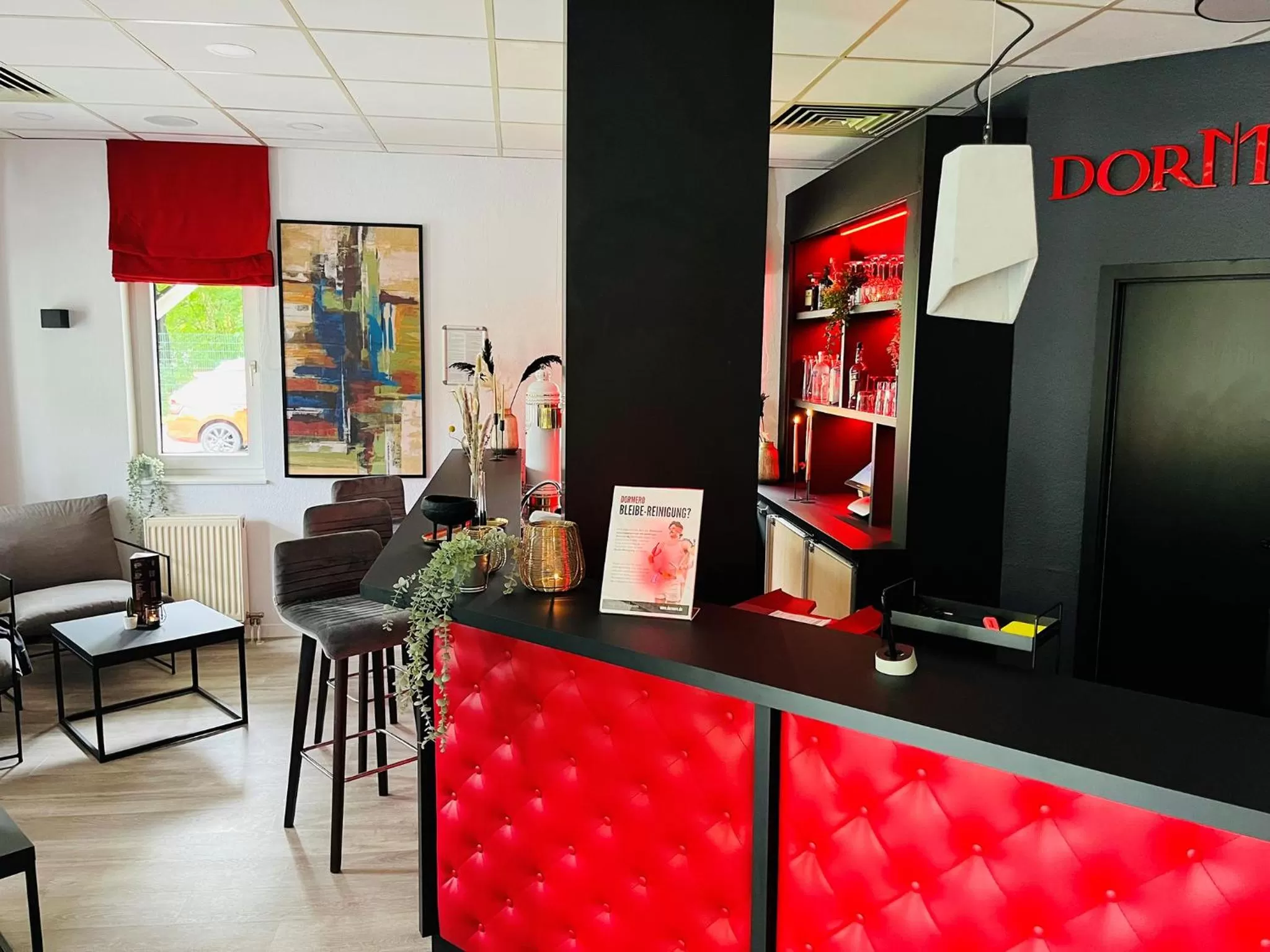 Lobby or reception in DORMERO Hotel Hoyerswerda