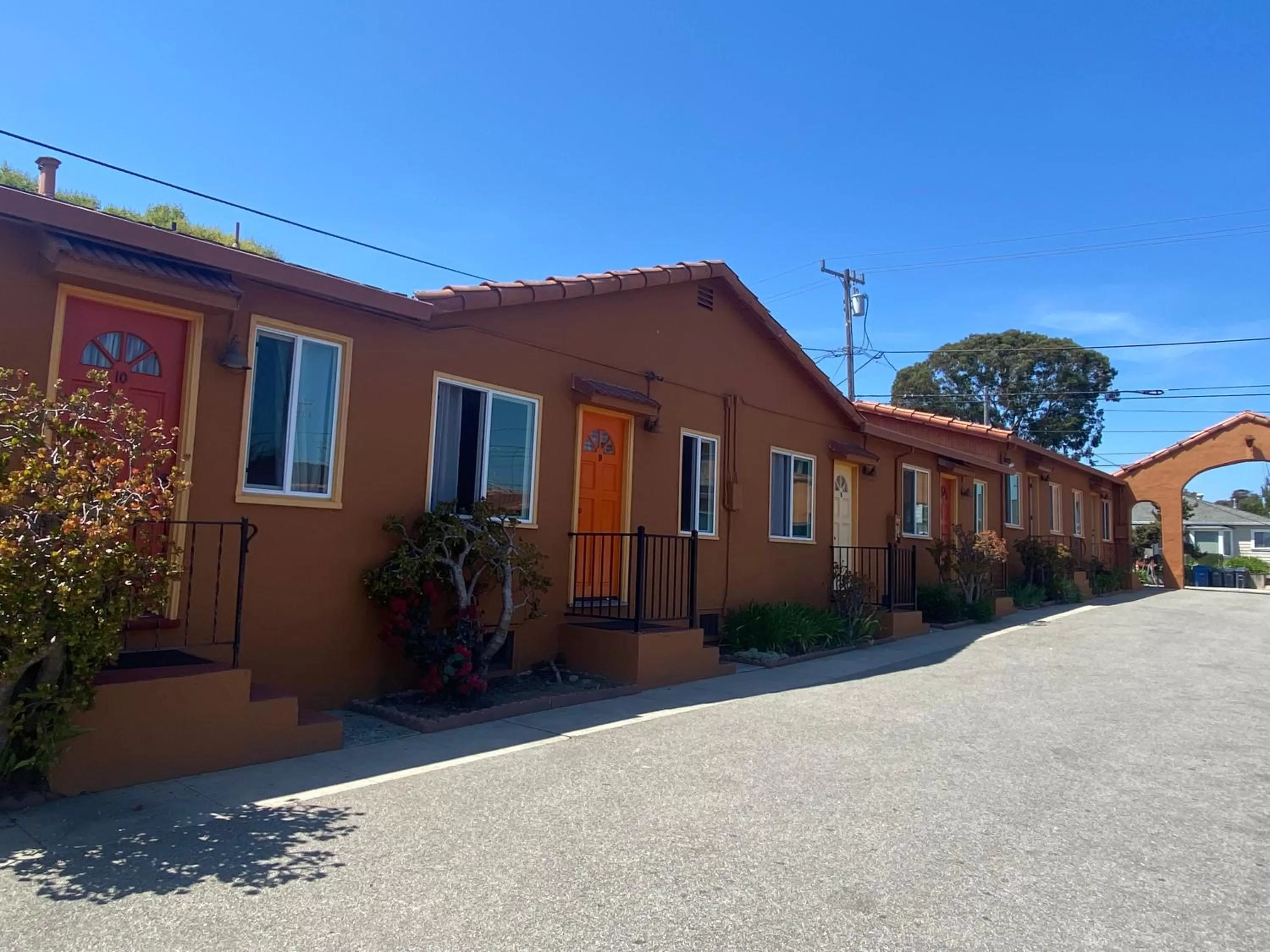Property Building in Sunny Cove Motel