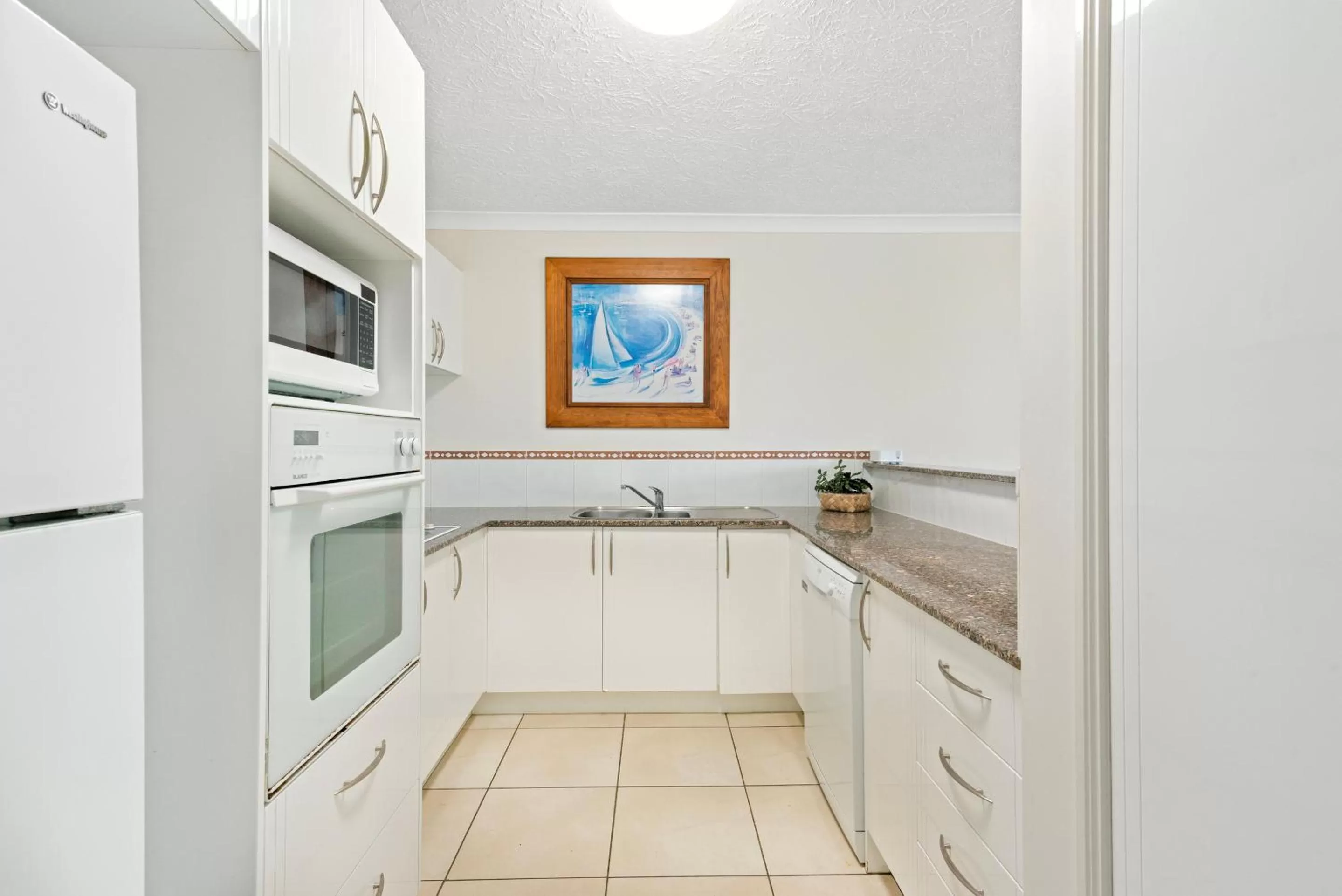 kitchen in Little Cove Currumbin