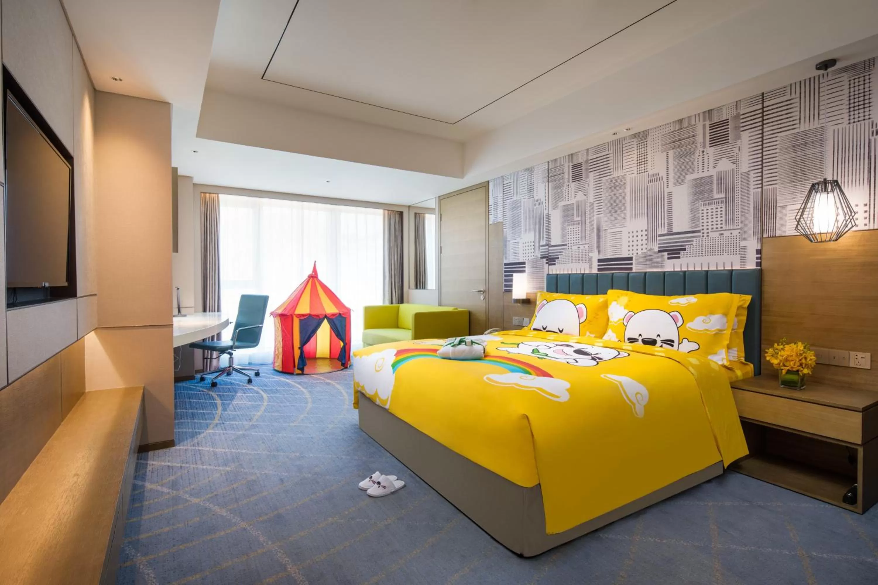 Photo of the whole room in Holiday Inn & Suites Lanzhou Center, an IHG Hotel