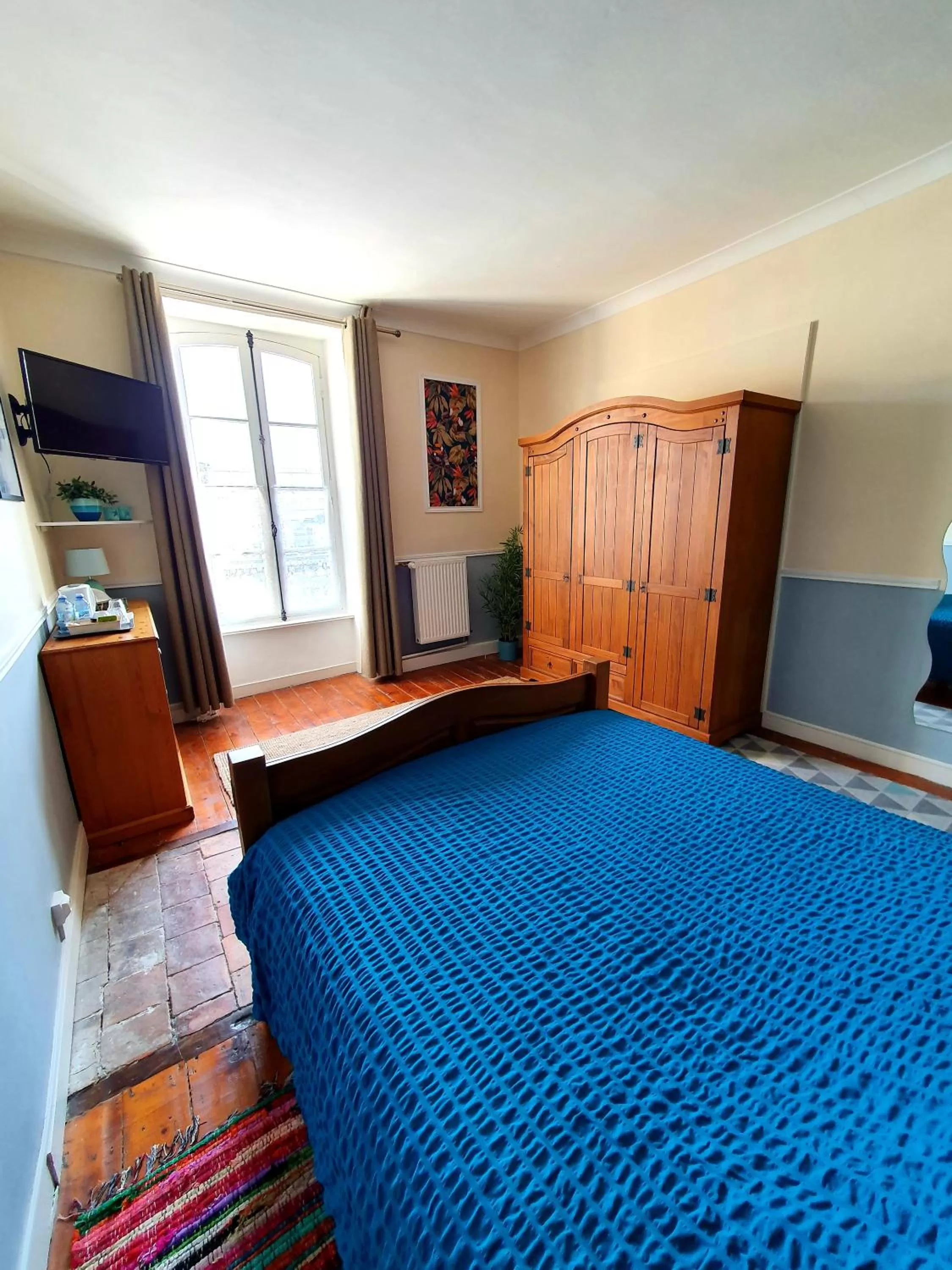 Photo of the whole room, Bed in Chambres Dhôtes Numéro 1