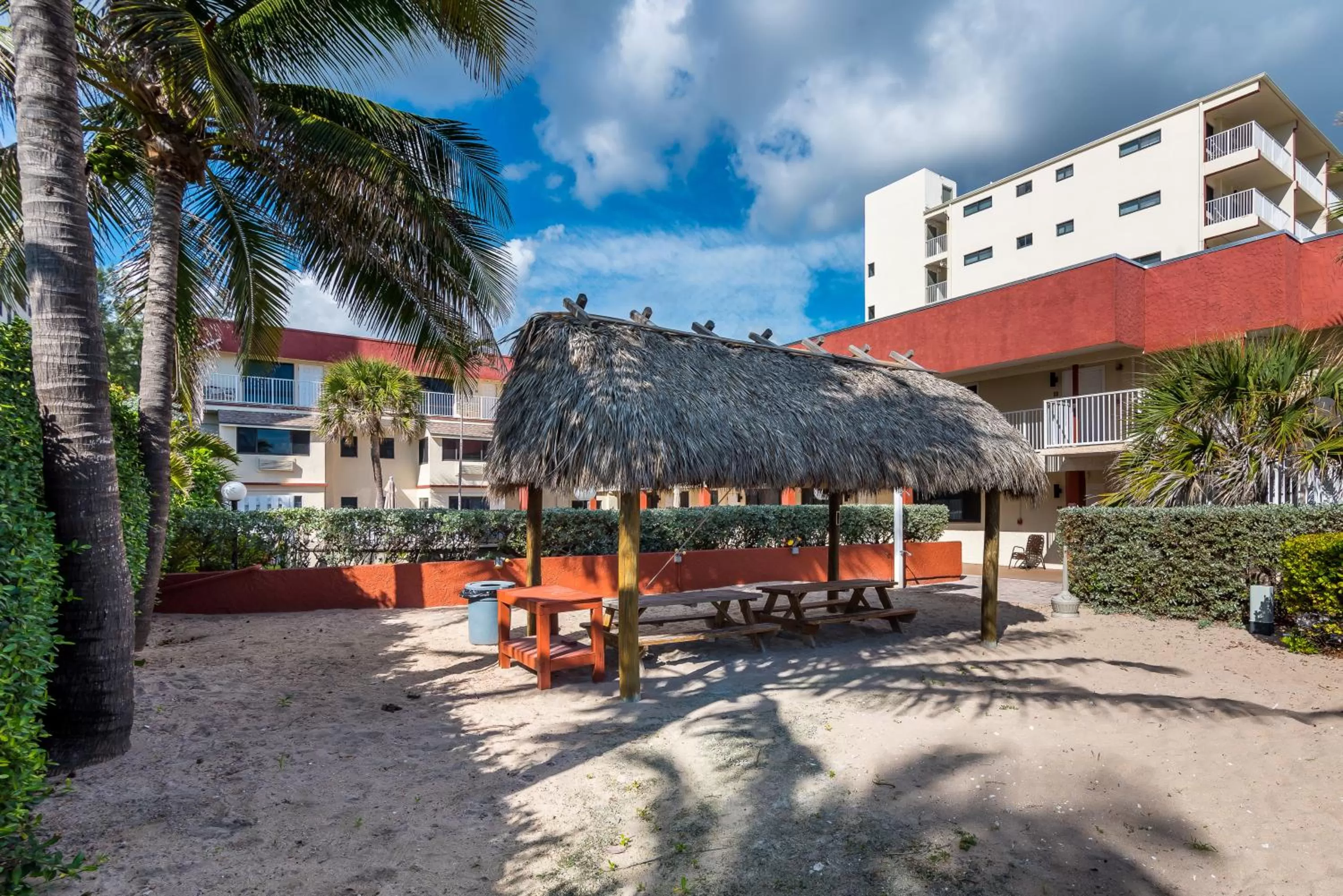 Restaurant/places to eat in La Costa Beach Club