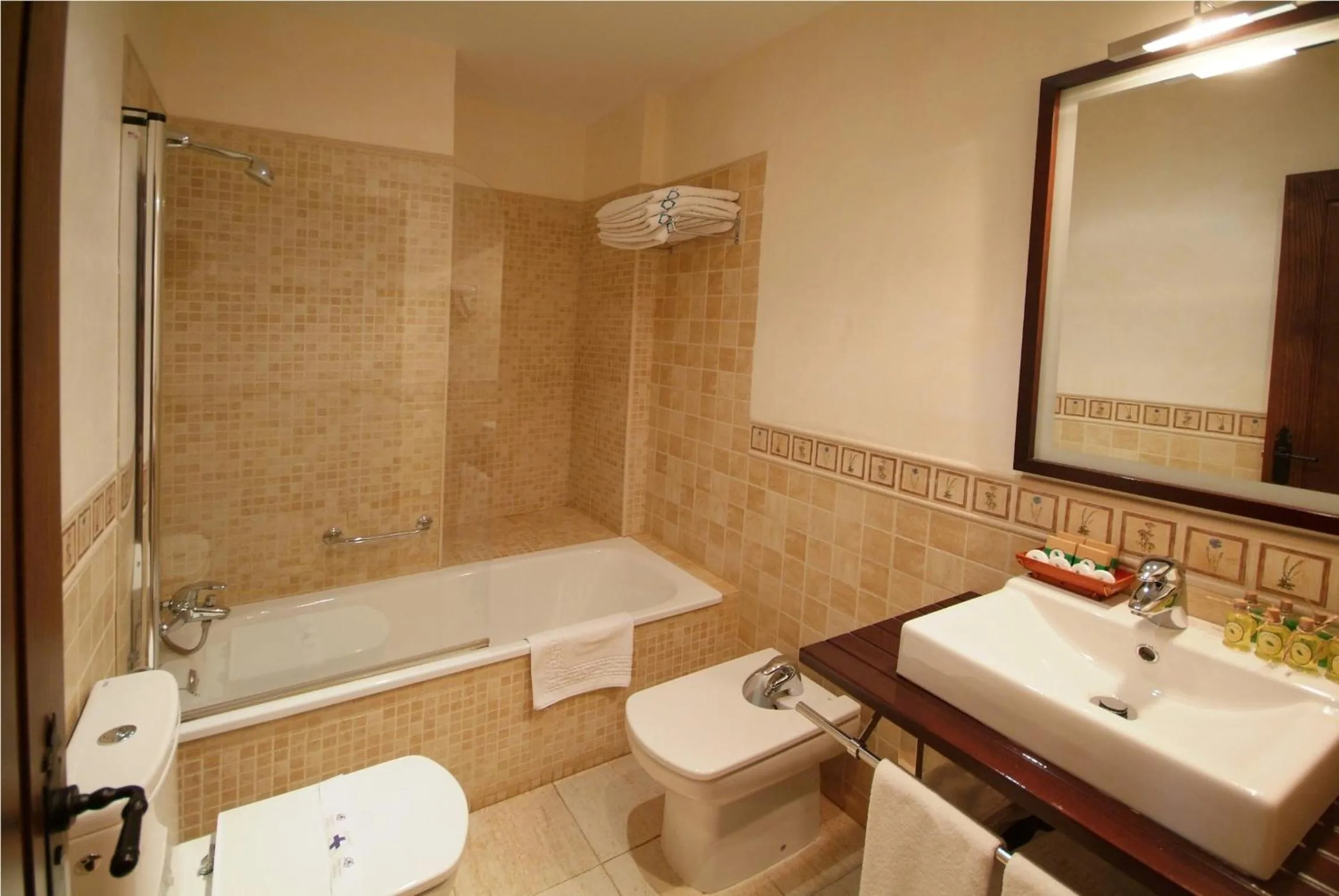 Bathroom in Apartamentos Ardales