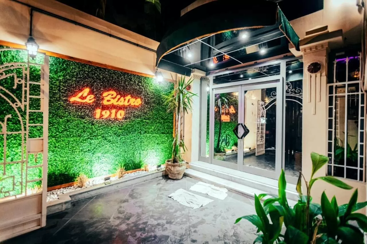 Facade/entrance, Property Logo/Sign in HOTEL LAFAYETTE